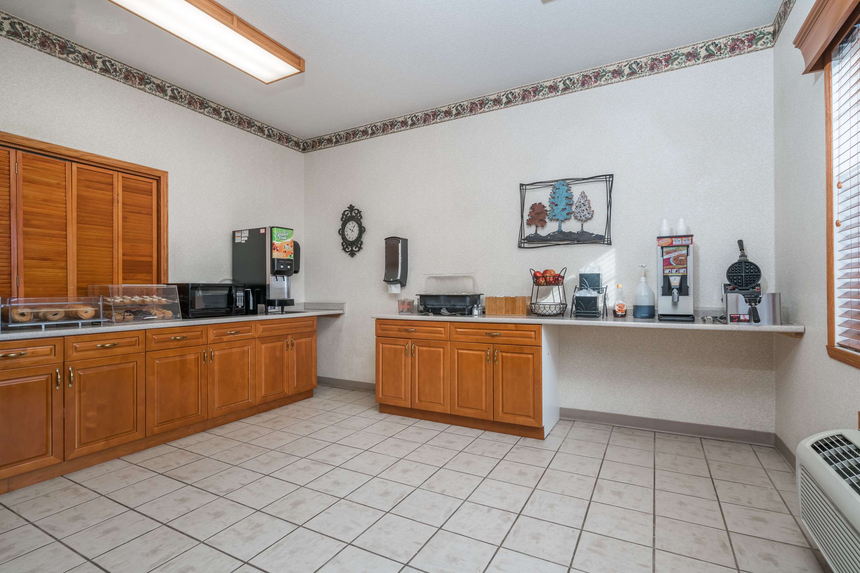Property amenity | Travelodge & Suites by Wyndham Fargo/Moorhead