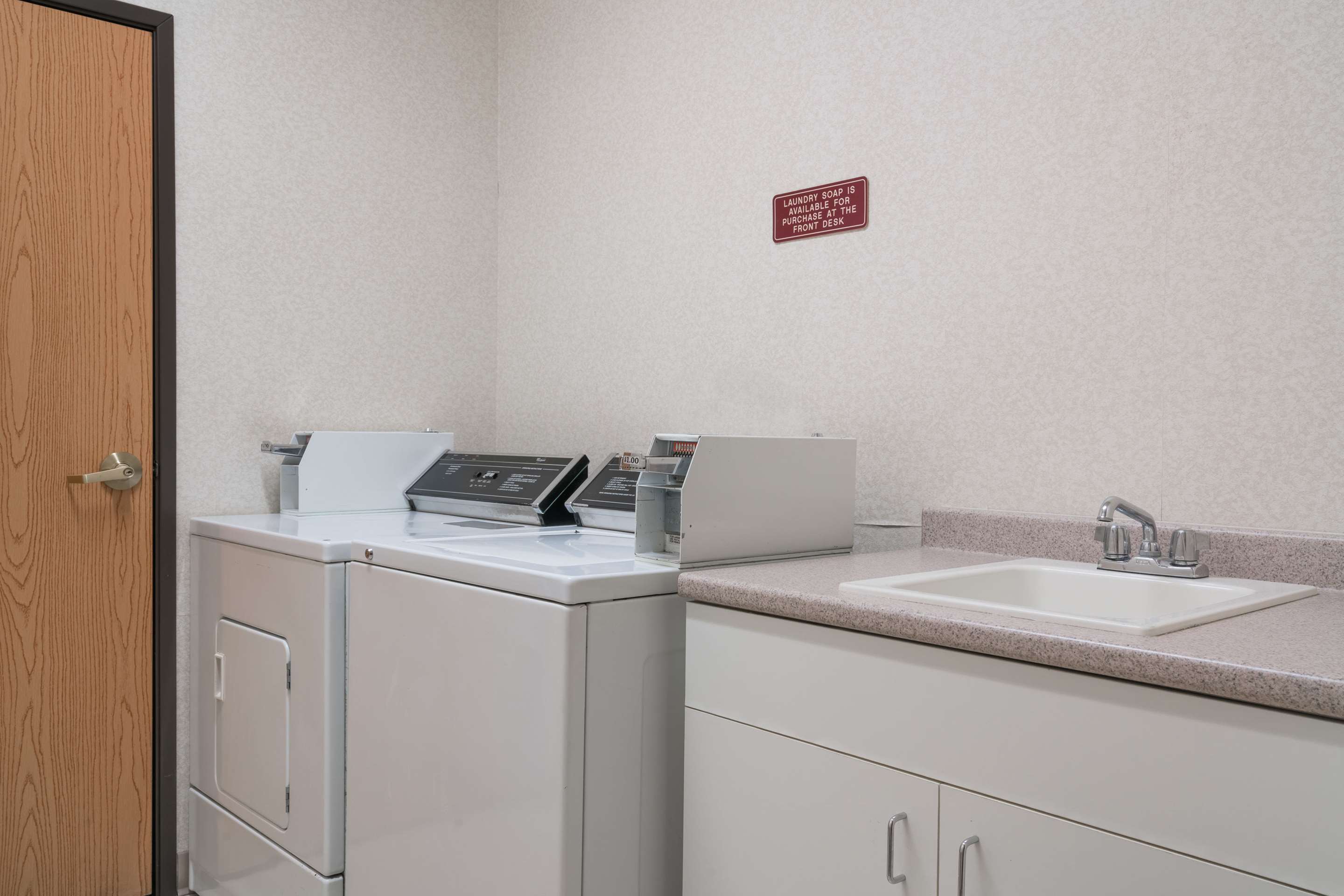 Laundry | Travelodge & Suites by Wyndham Fargo/Moorhead