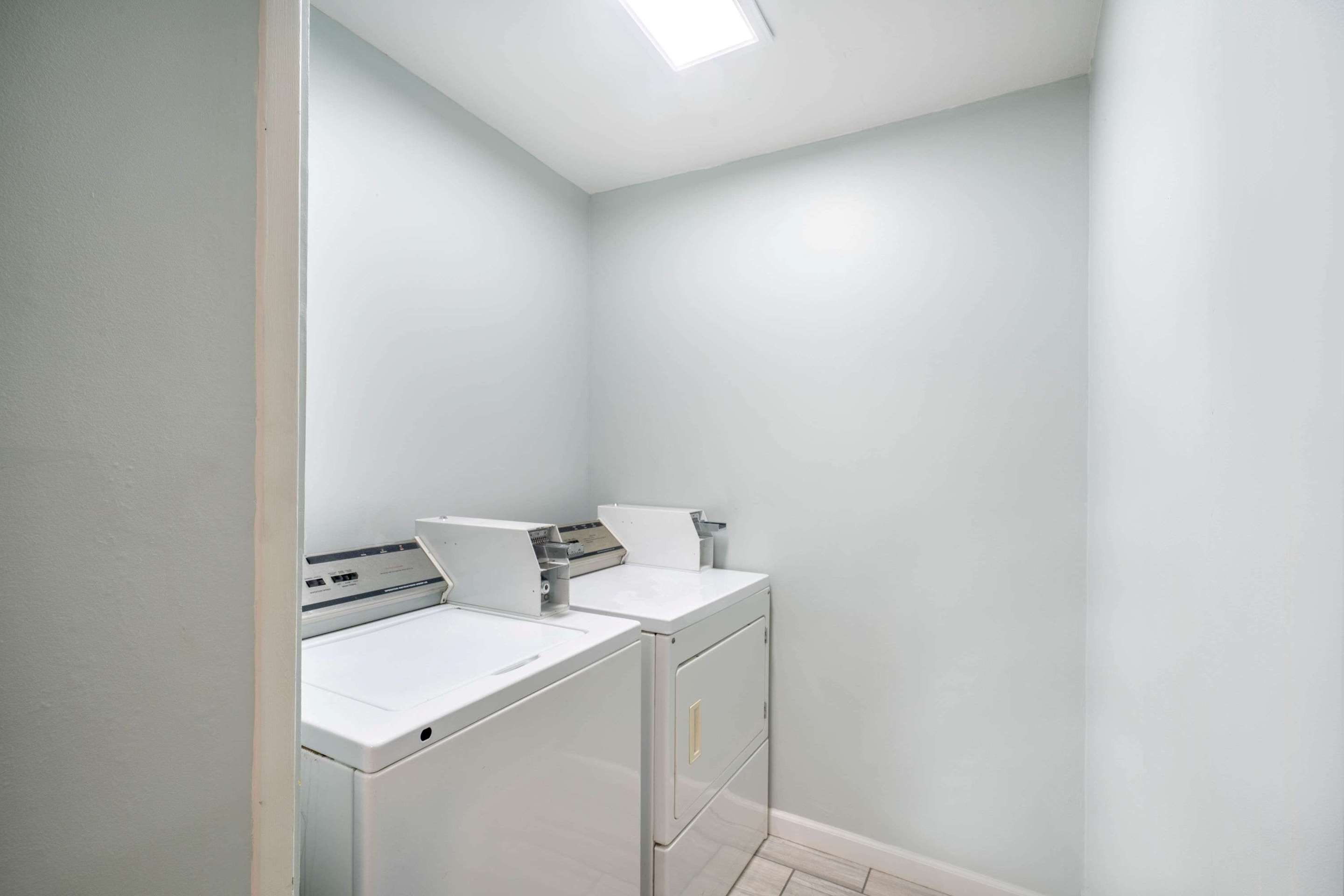 Laundry | Gatlinburg River Inn
