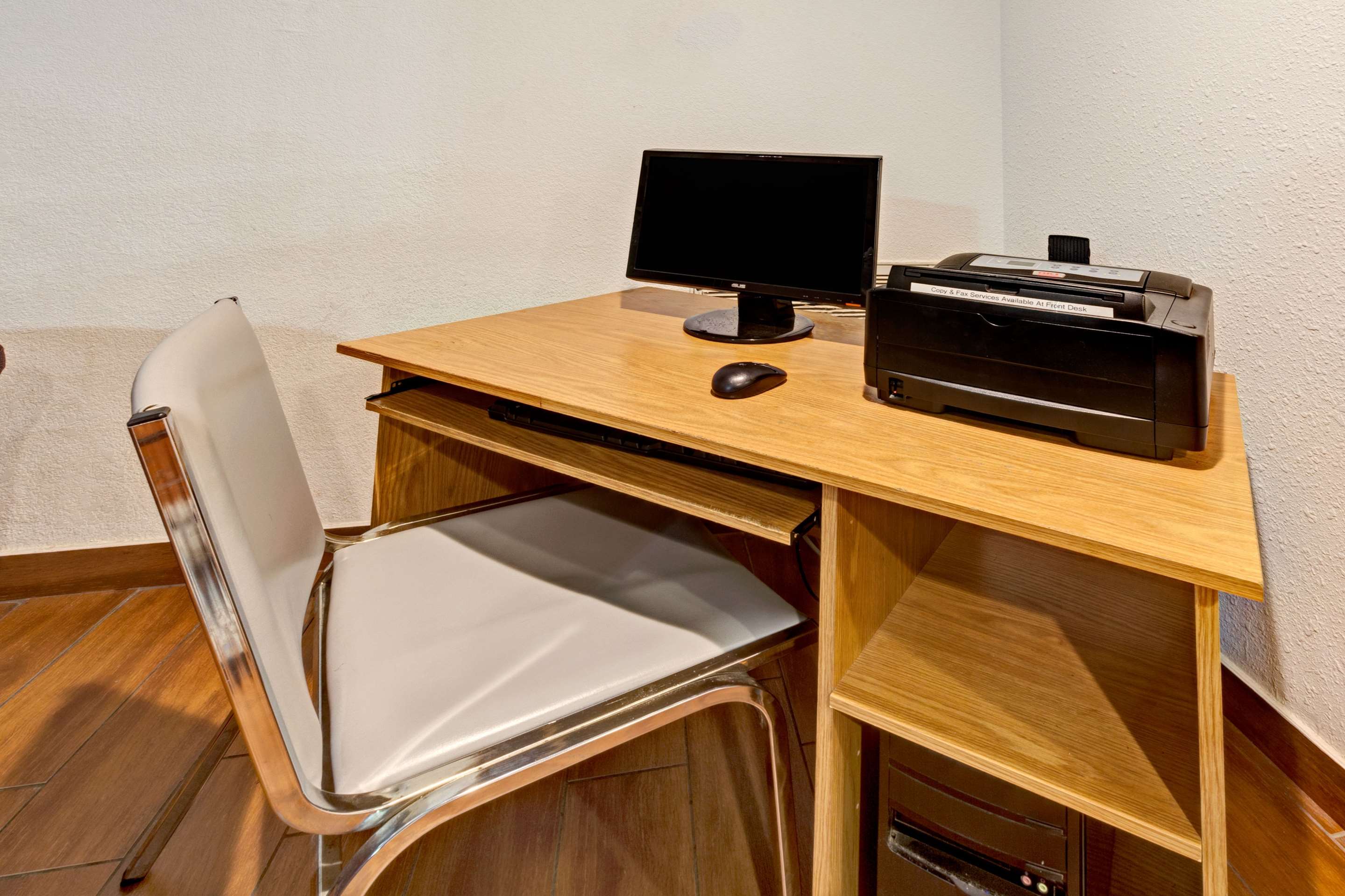 Business Center | Baymont by Wyndham El Reno