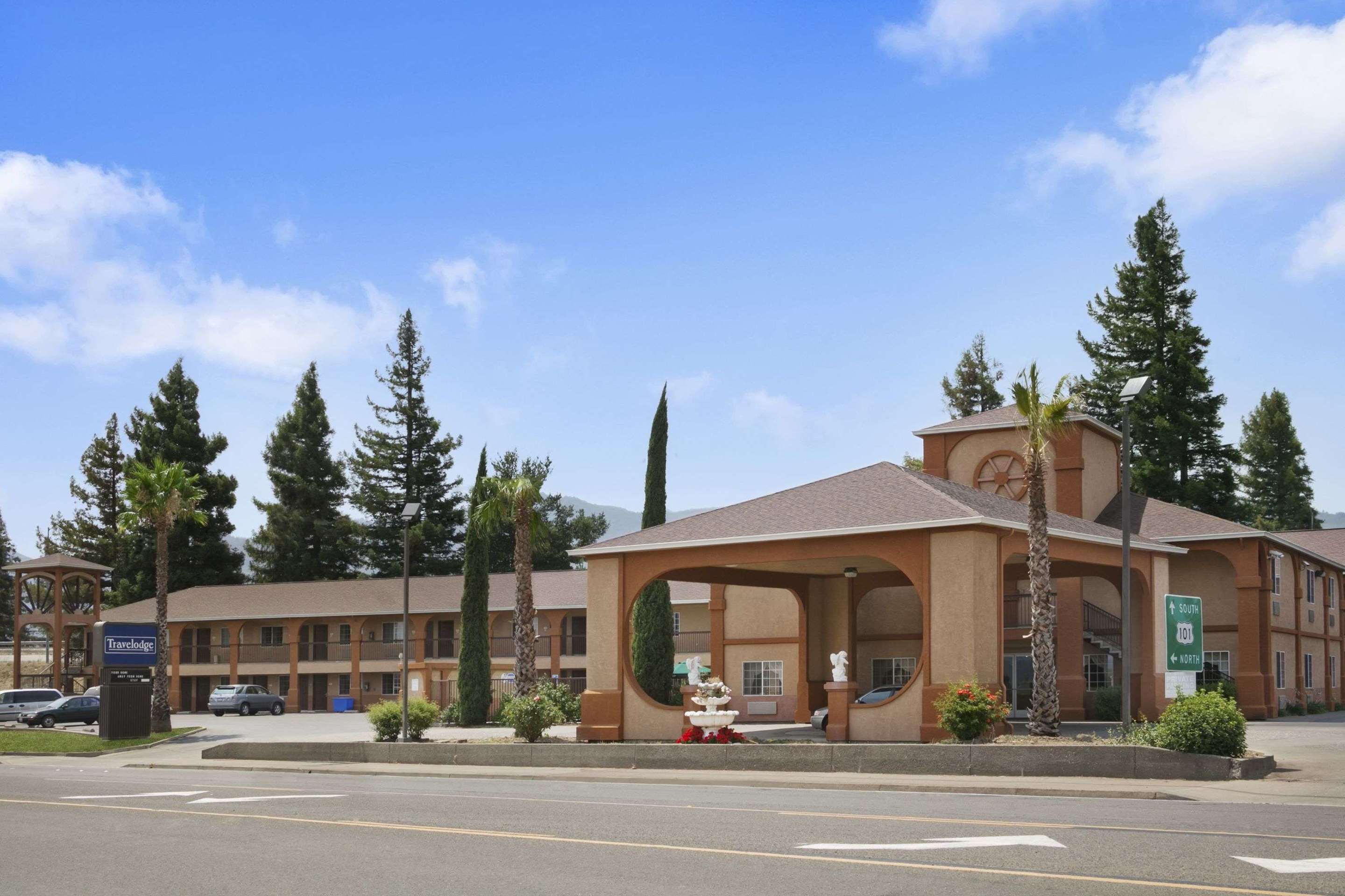 Welcome to the Travelodge Ukiah