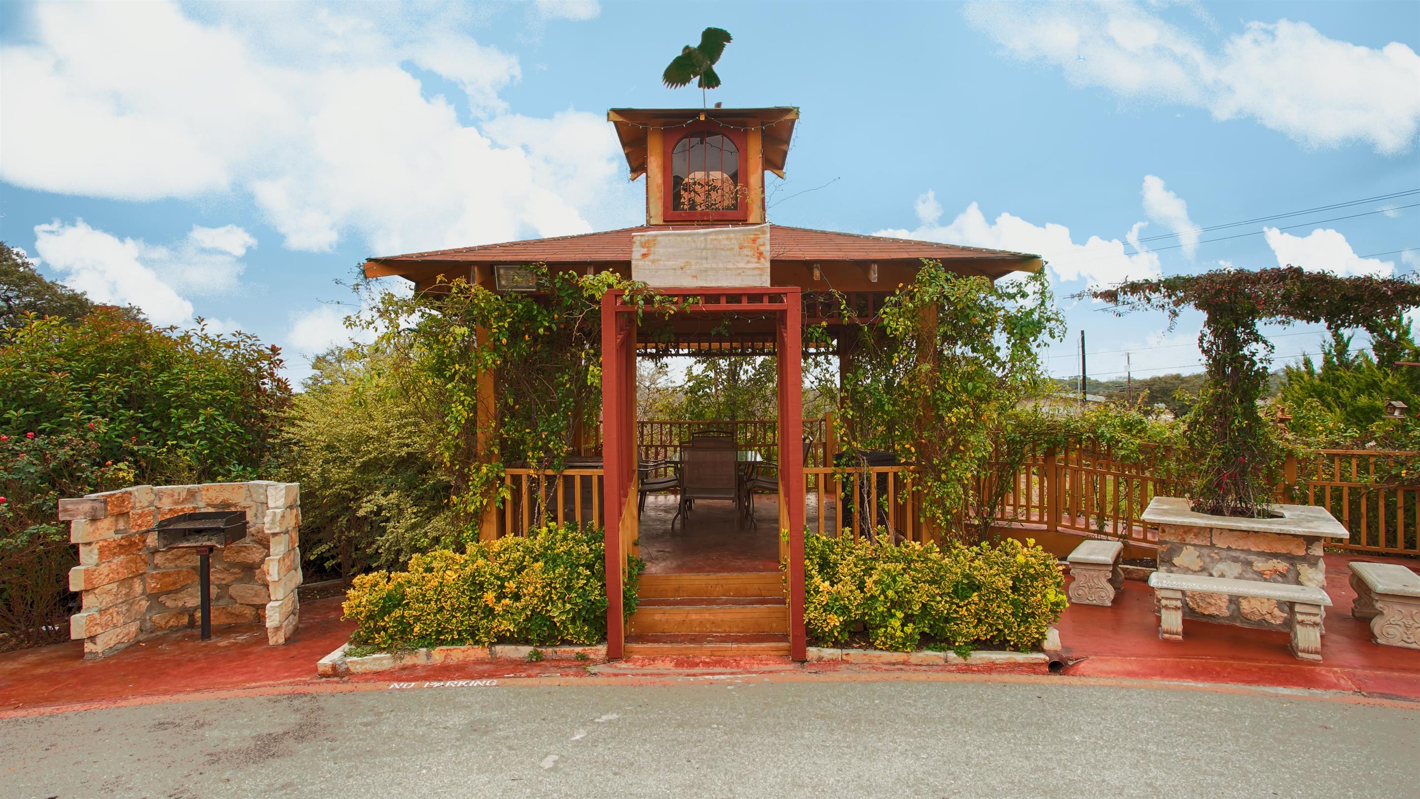 Hotel Exterior Grounds