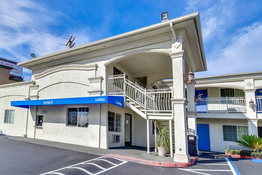 Motel 6, Garden Grove Tourist Class Garden Grove, CA Hotels Business