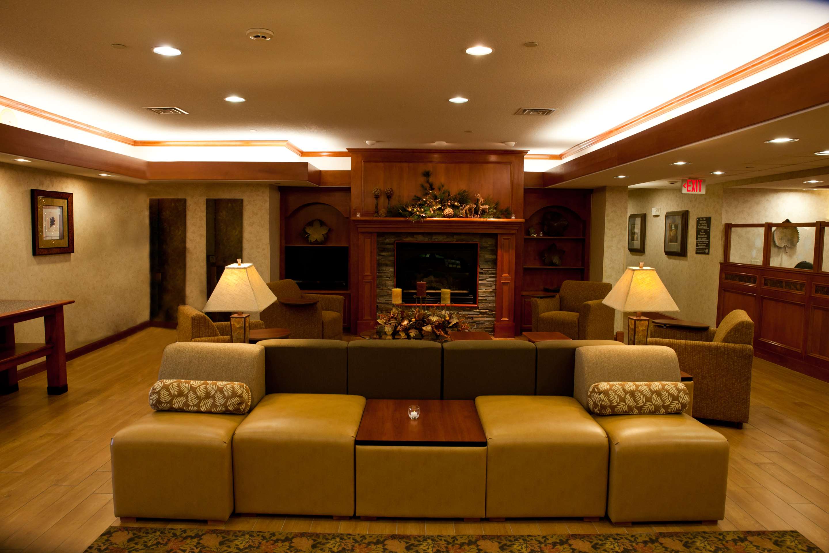 Reception | Hampton Inn Rapid City