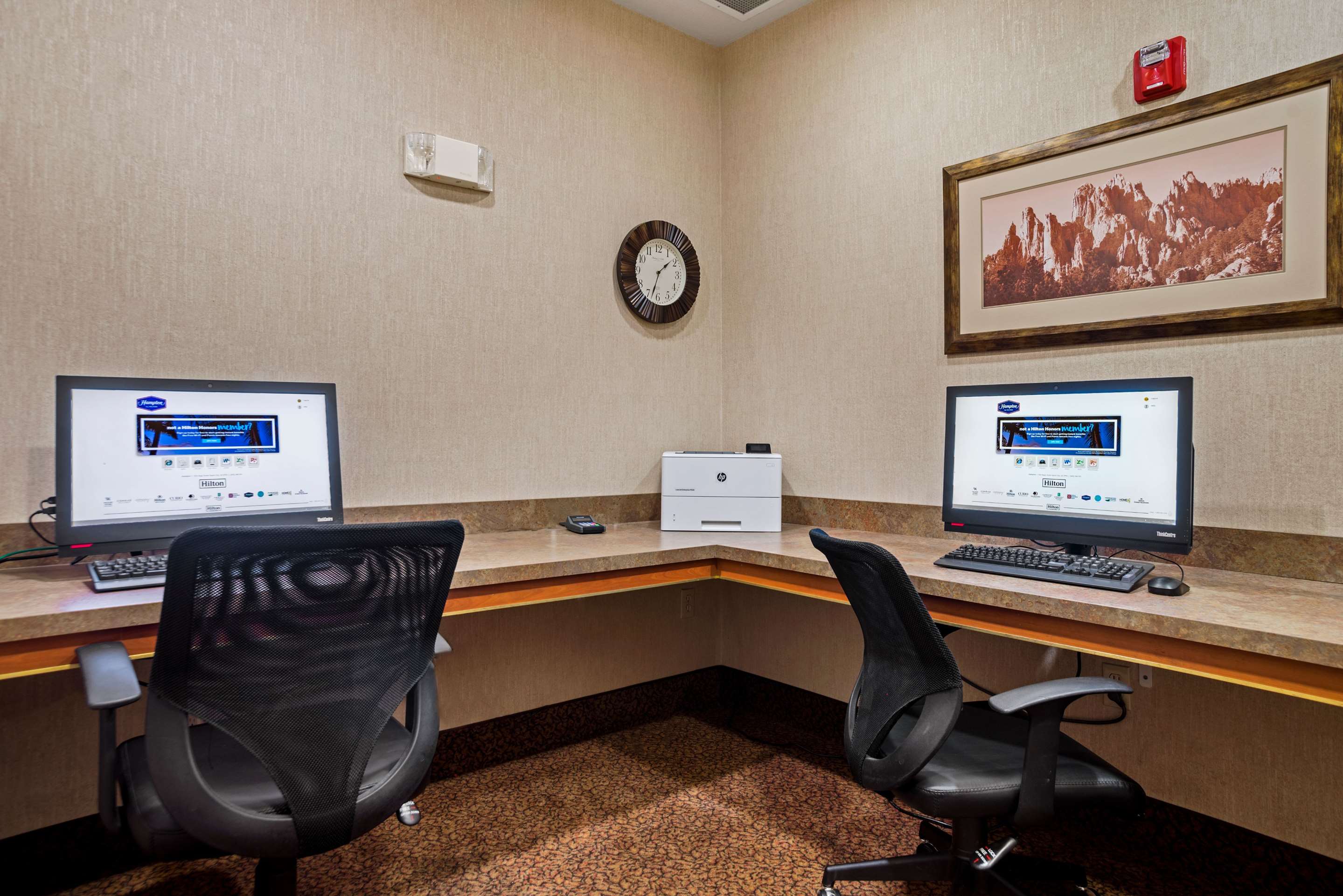 Business Center | Hampton Inn Rapid City