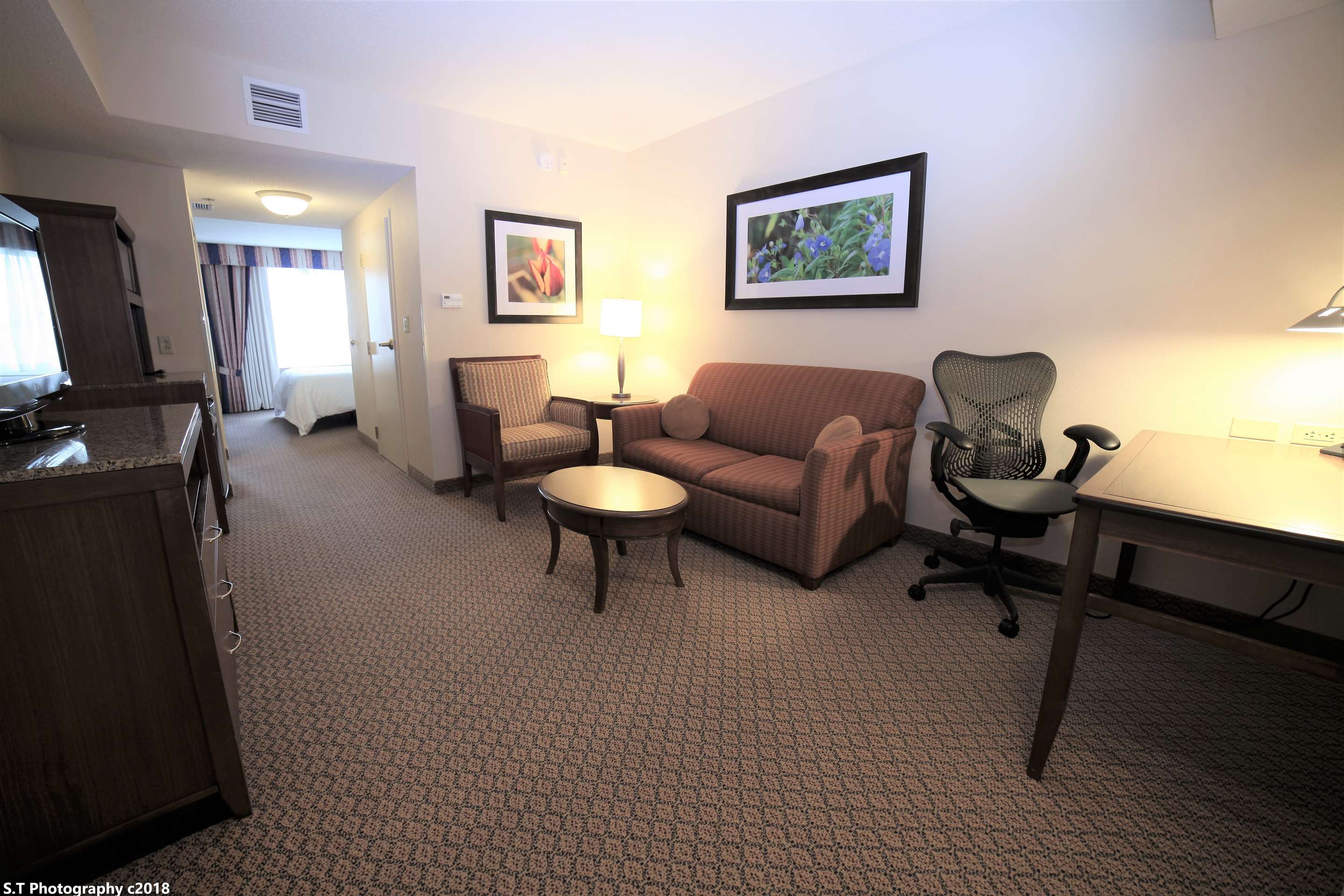 Guest room