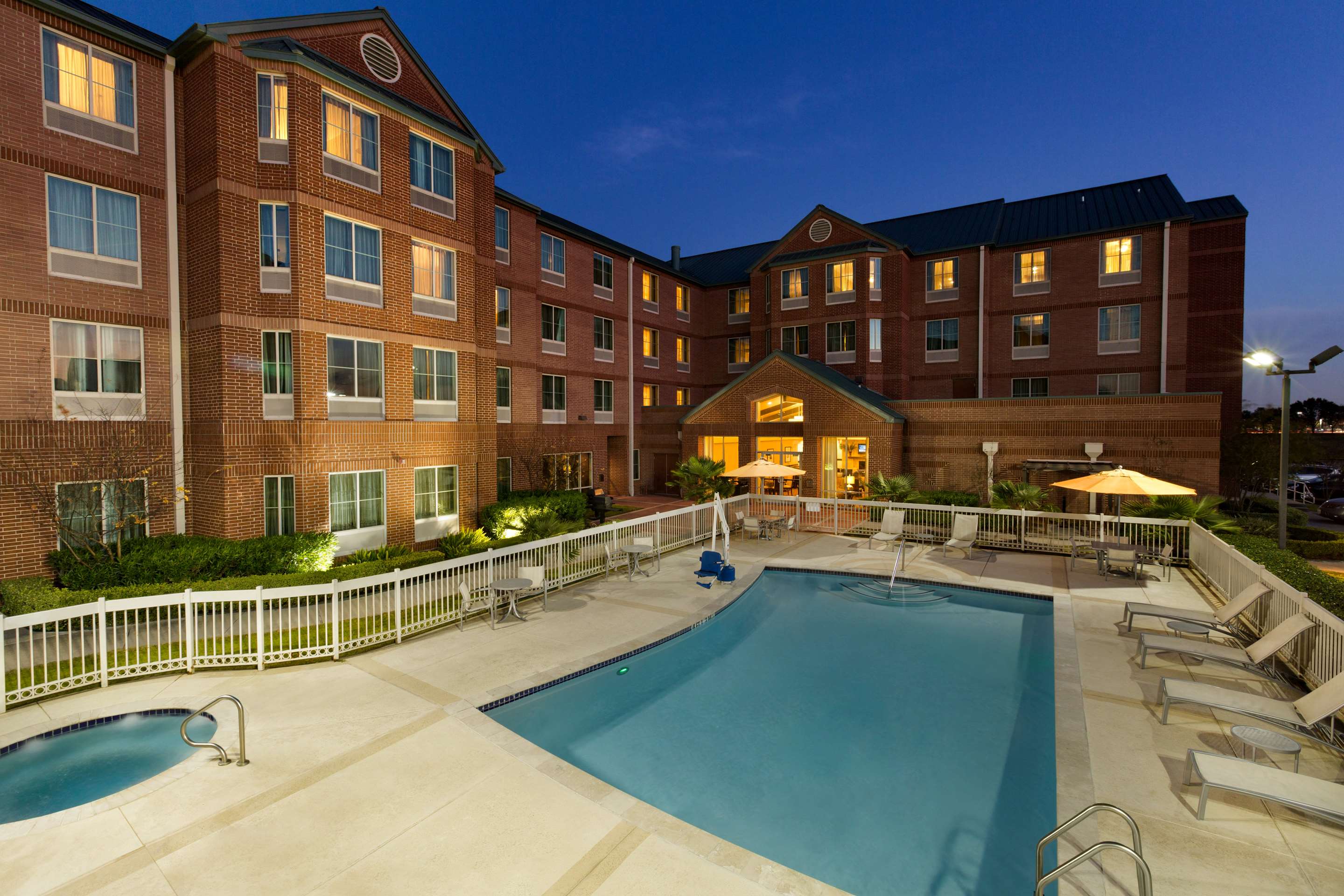 Pool | Homewood Suites Houston - Northwest/Cypress-Fairbanks