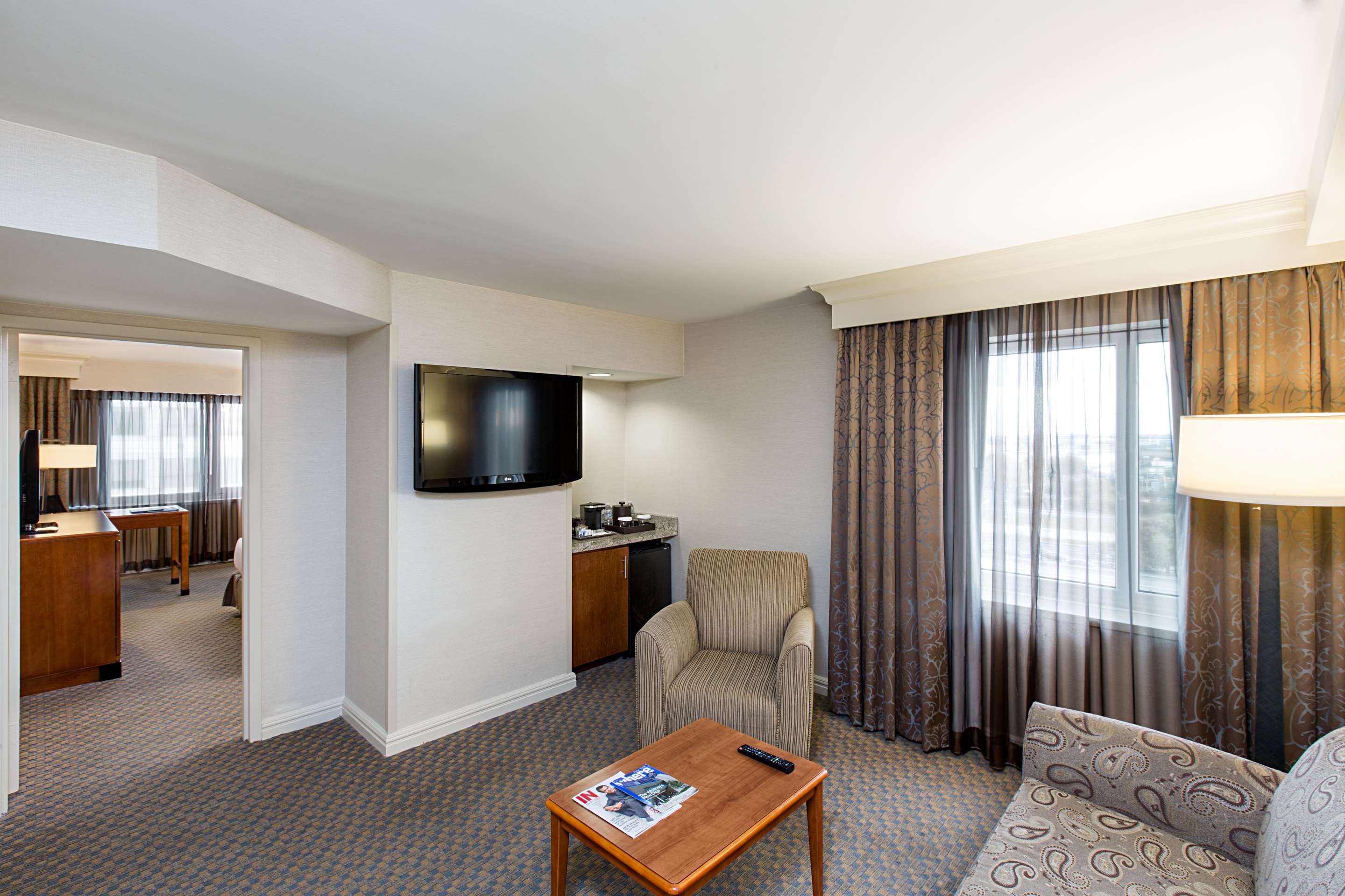 Guest room