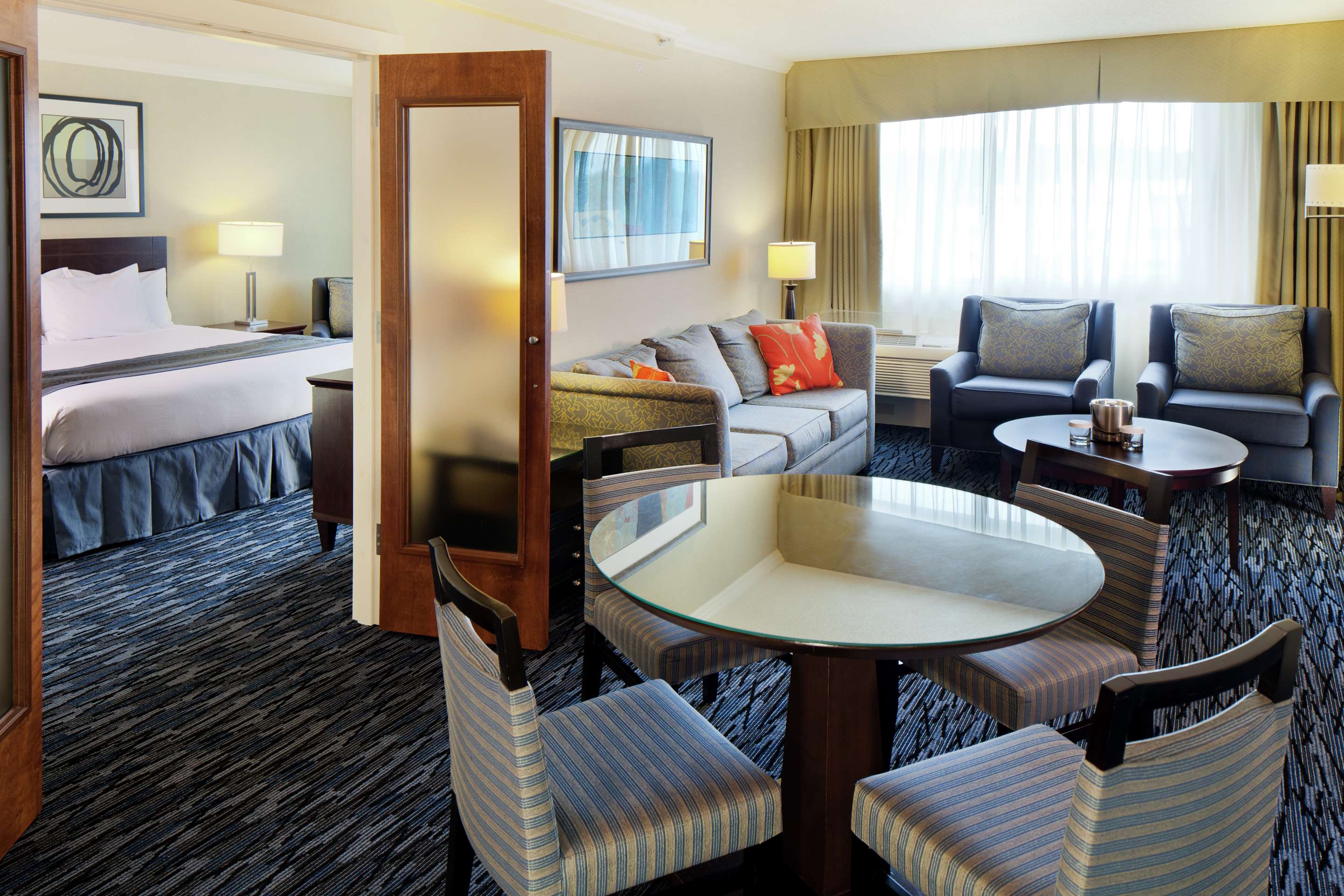 Guest room