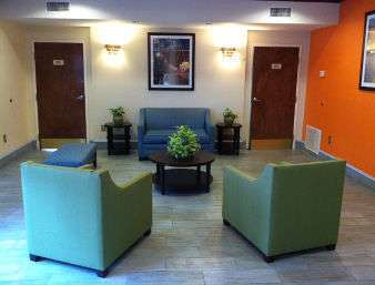 Lobby | Baymont by Wyndham Montgomery South