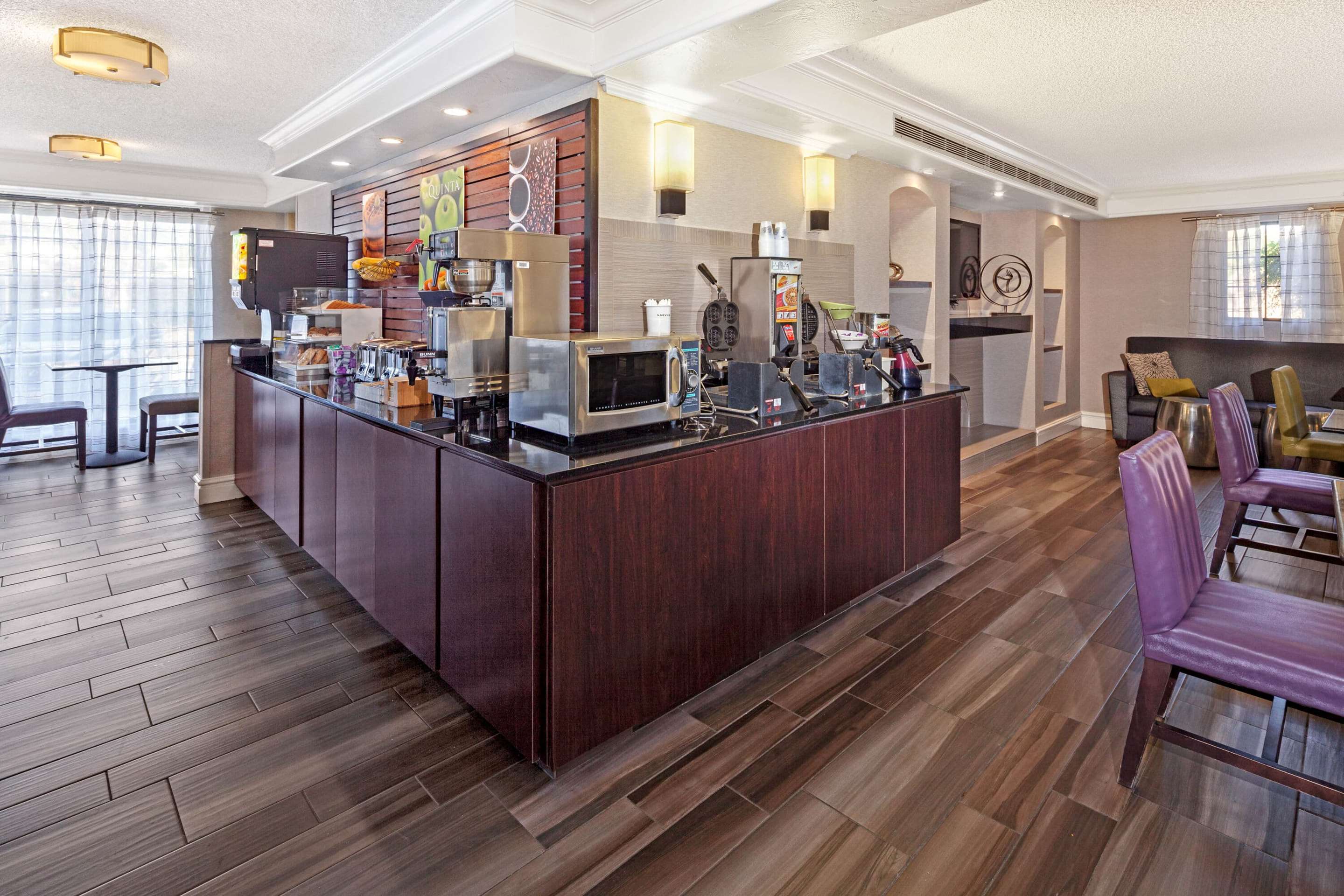 Property amenity | La Quinta Inn by Wyndham Ventura