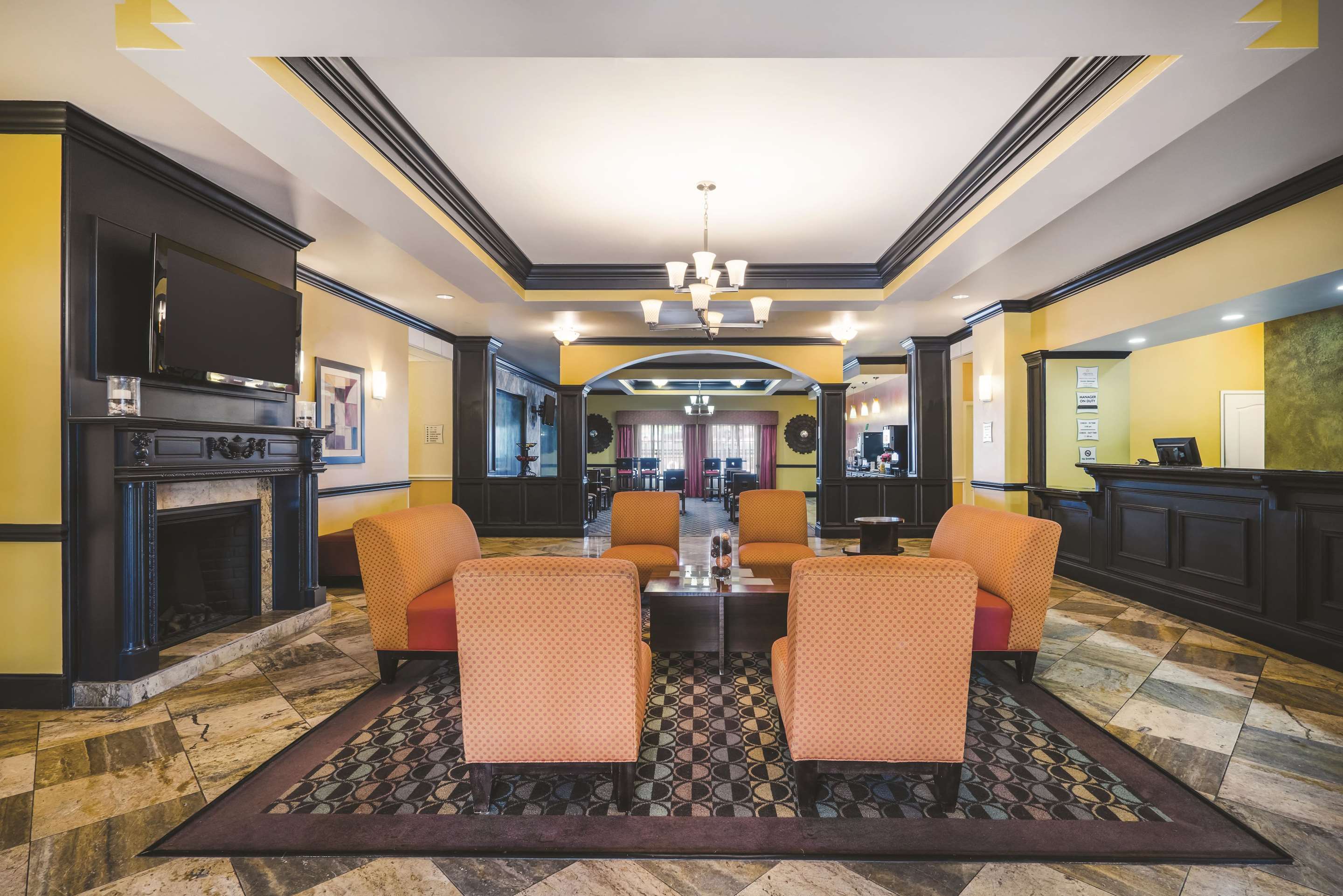 Lobby | La Quinta Inn & Suites by Wyndham Brandon Jackson Airport E