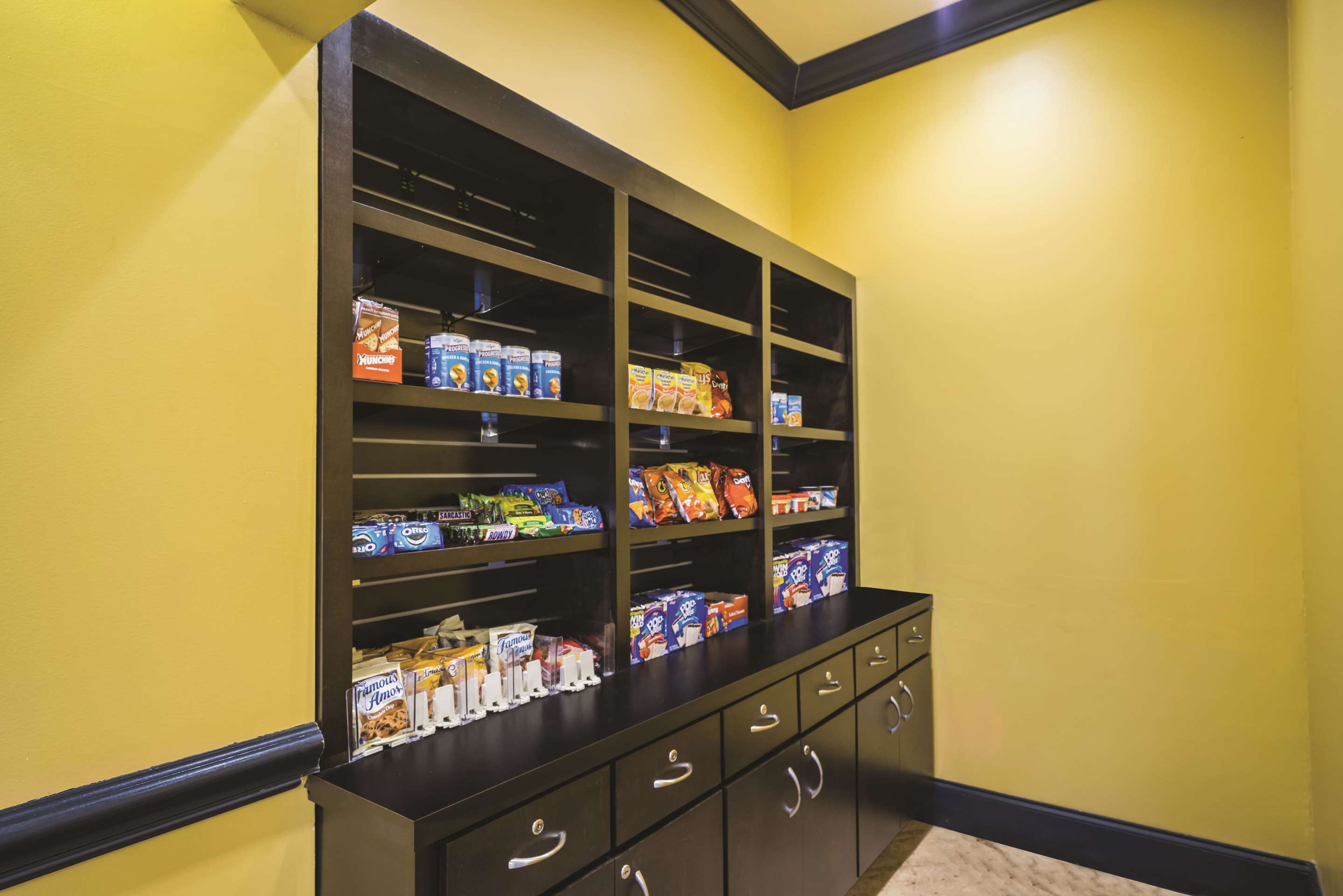 Property amenity | La Quinta Inn & Suites by Wyndham Brandon Jackson Airport E