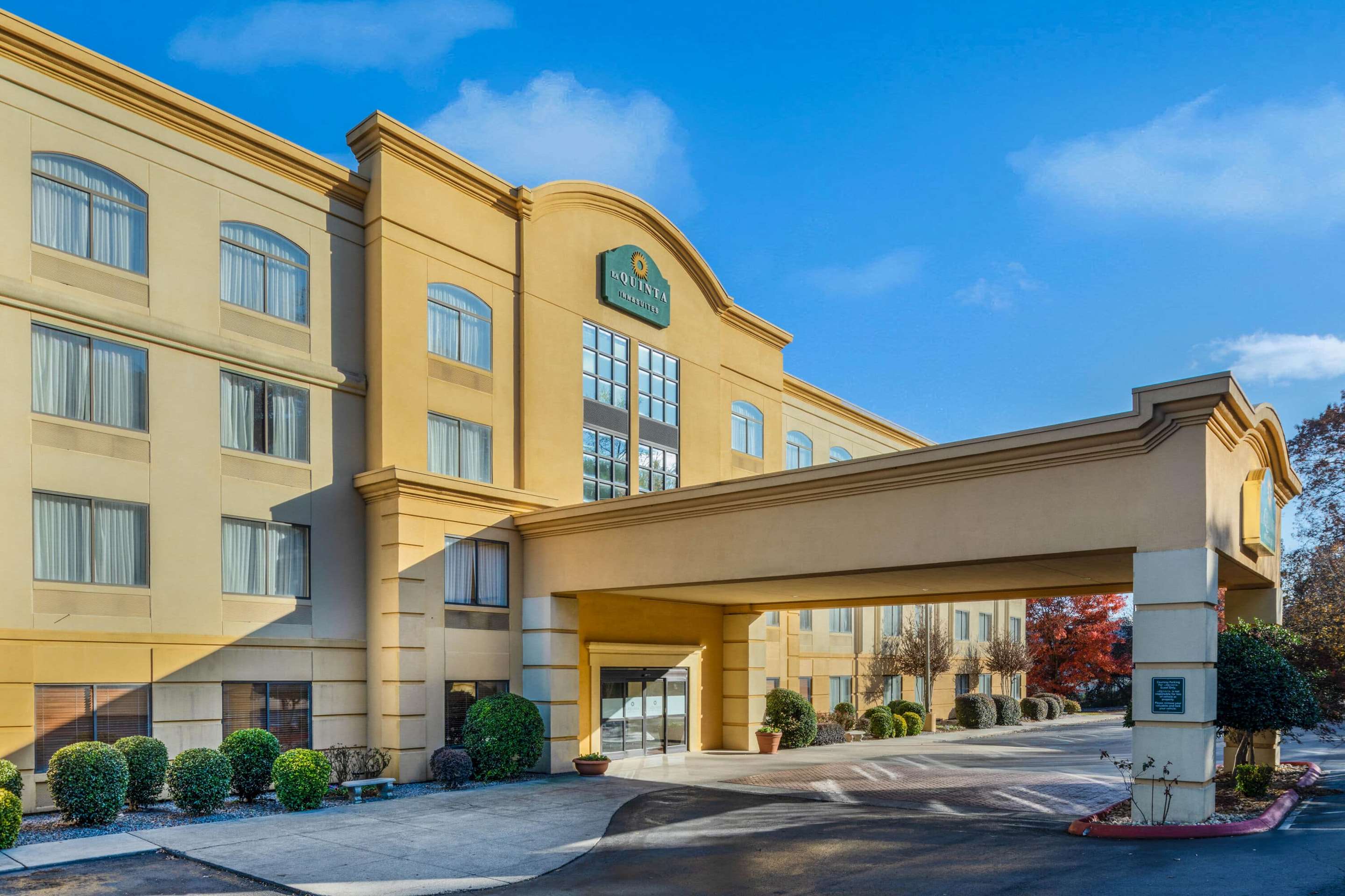 Exterior | Best Western Plus Dalton Inn