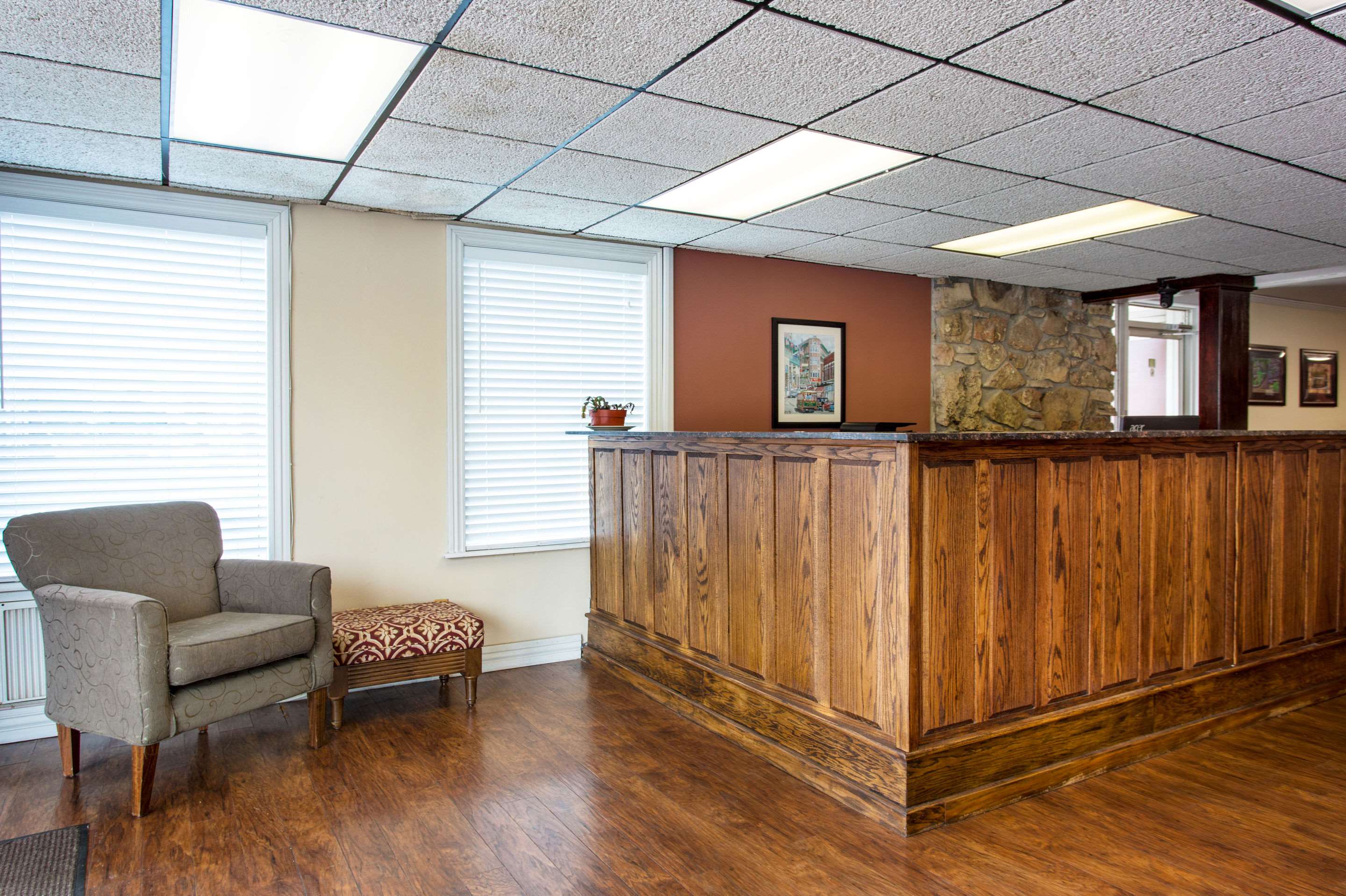 Hotel lobby | Econo Lodge