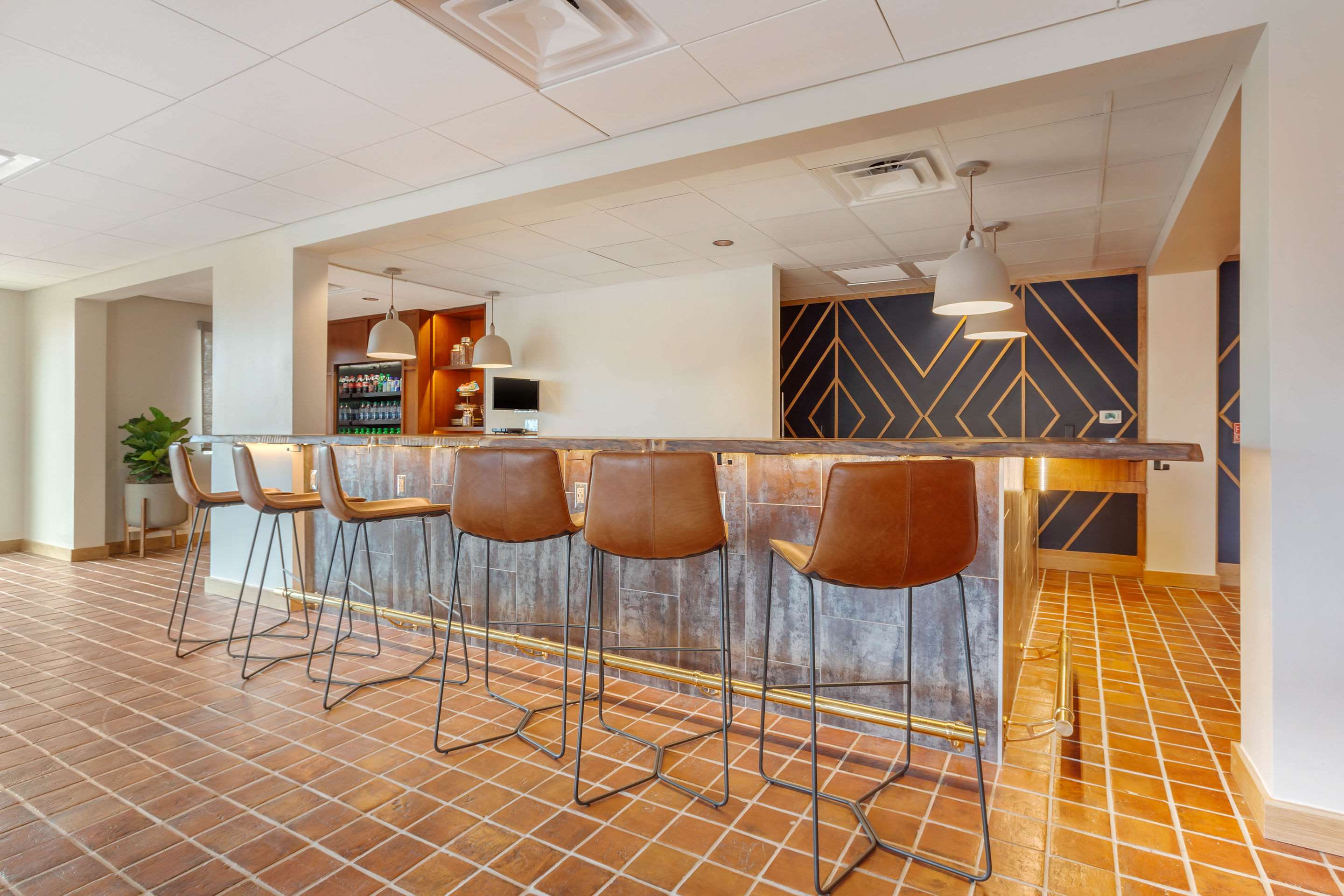 Lounge area in lobby | Hotel Tempest, Trademark Collection by Wyndham