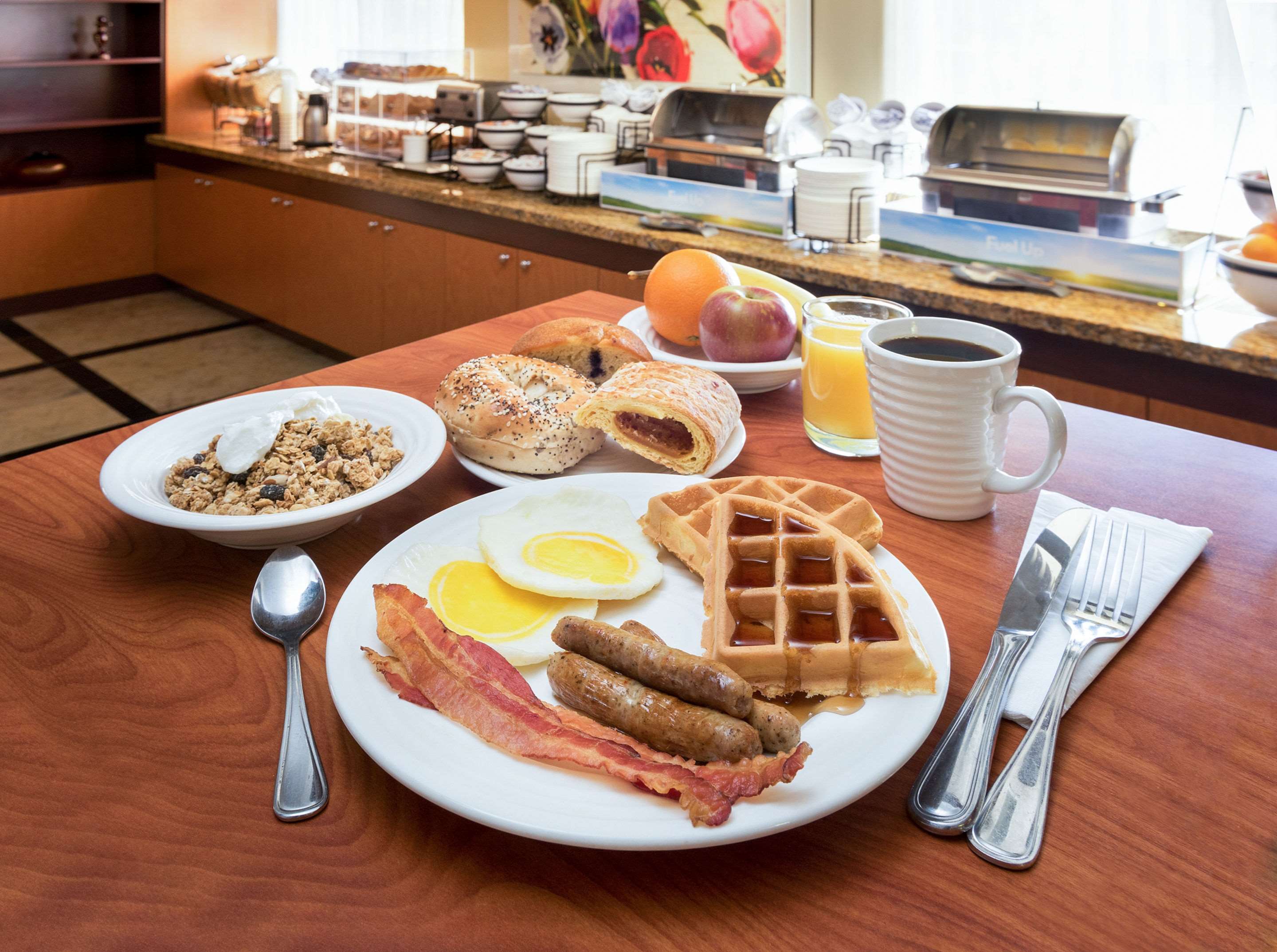 Assorted breakfast items | Comfort Inn & Suites Oakland