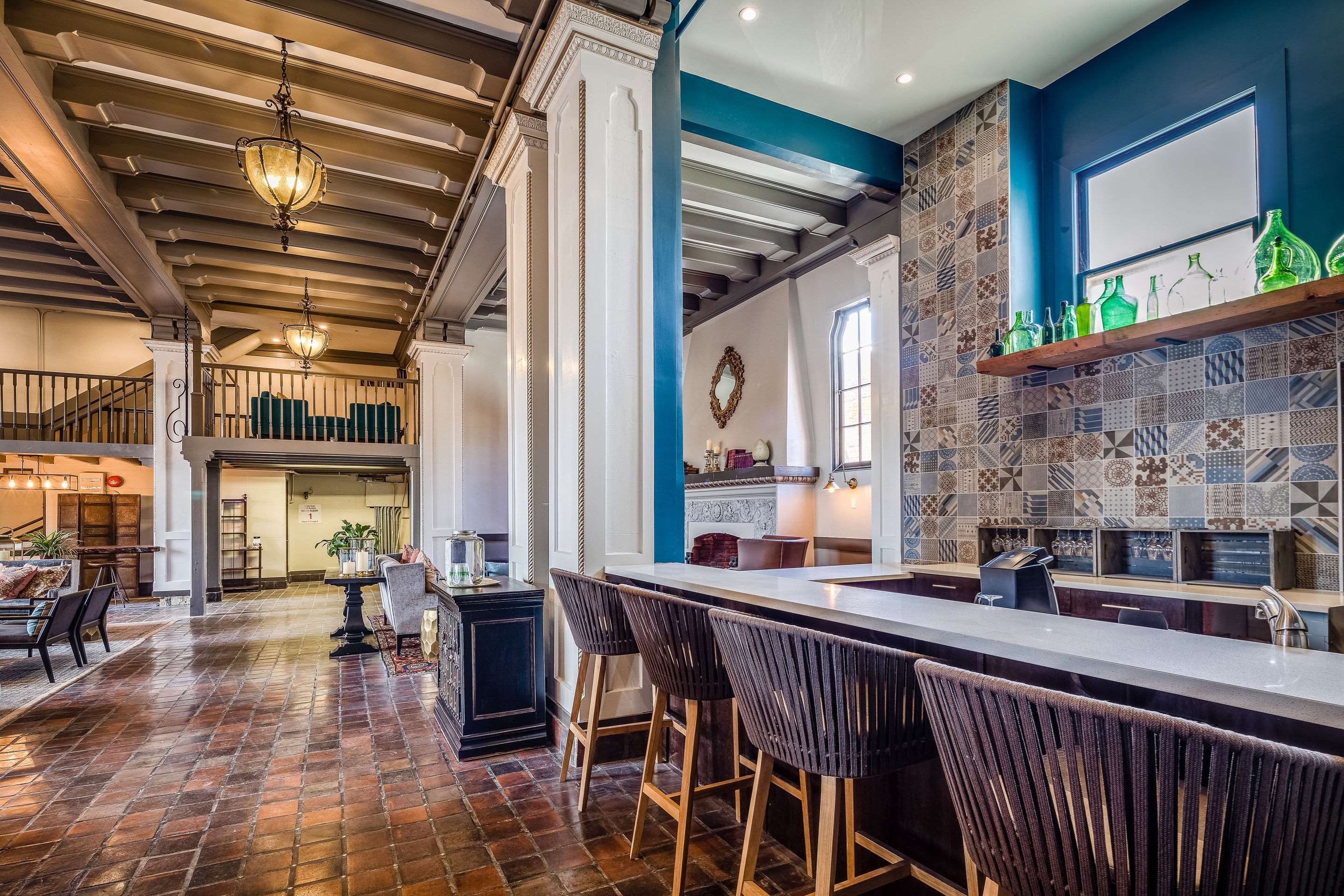 Cocktail lounge | Hotel Petaluma, Ascend Hotel Collection