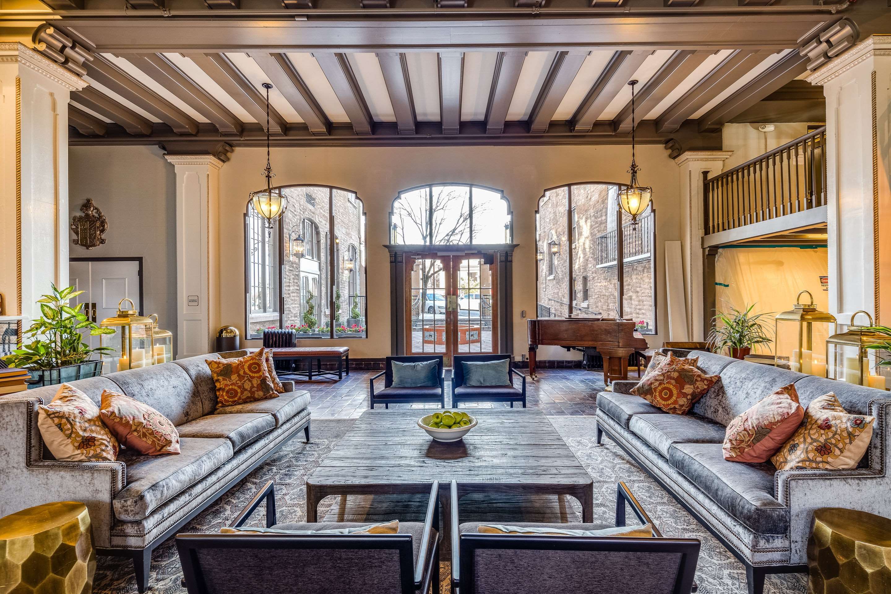 Hotel lobby | Hotel Petaluma, Ascend Hotel Collection