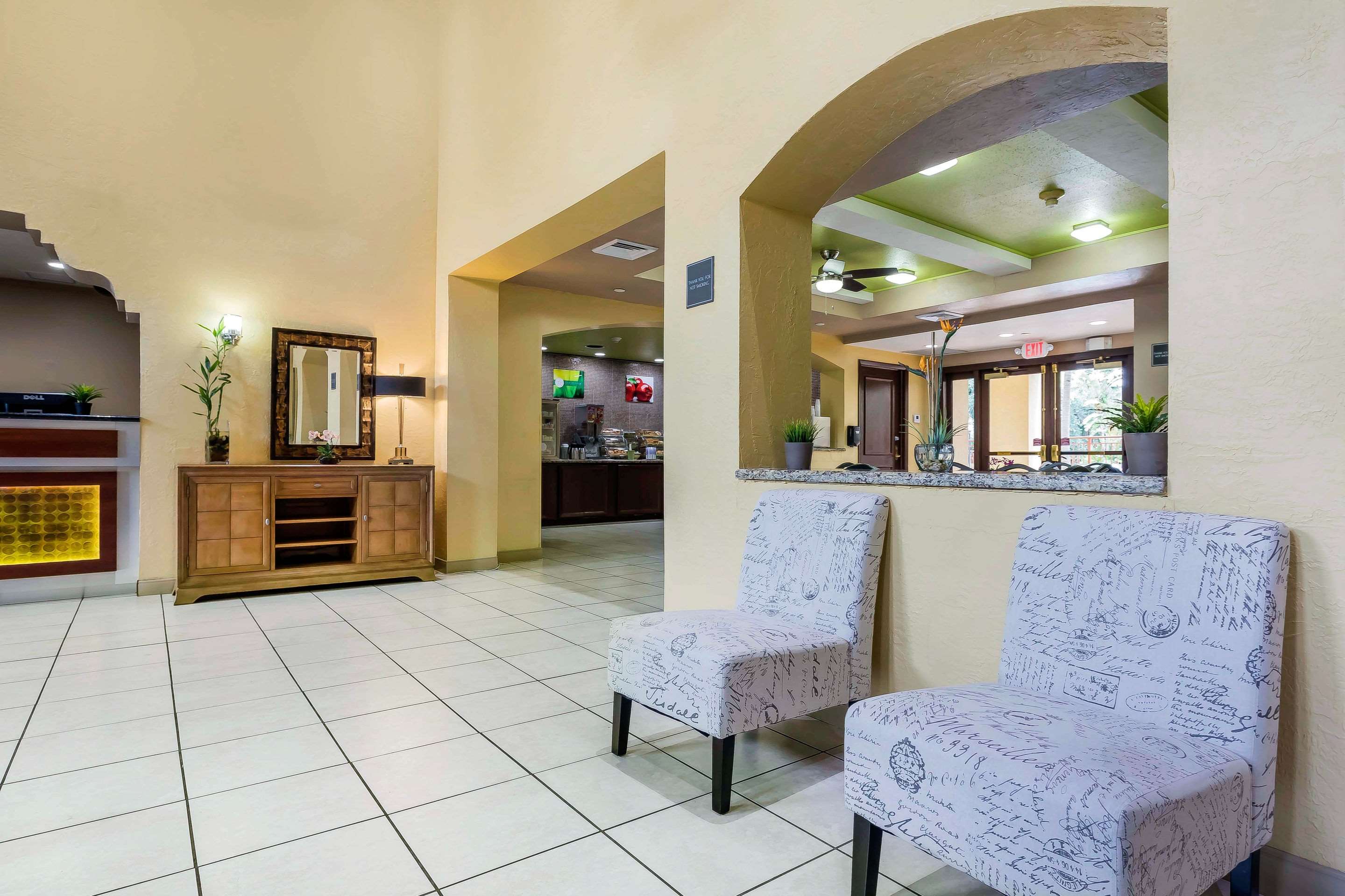 Spacious lobby | Boca Suites Deerfield Beach
