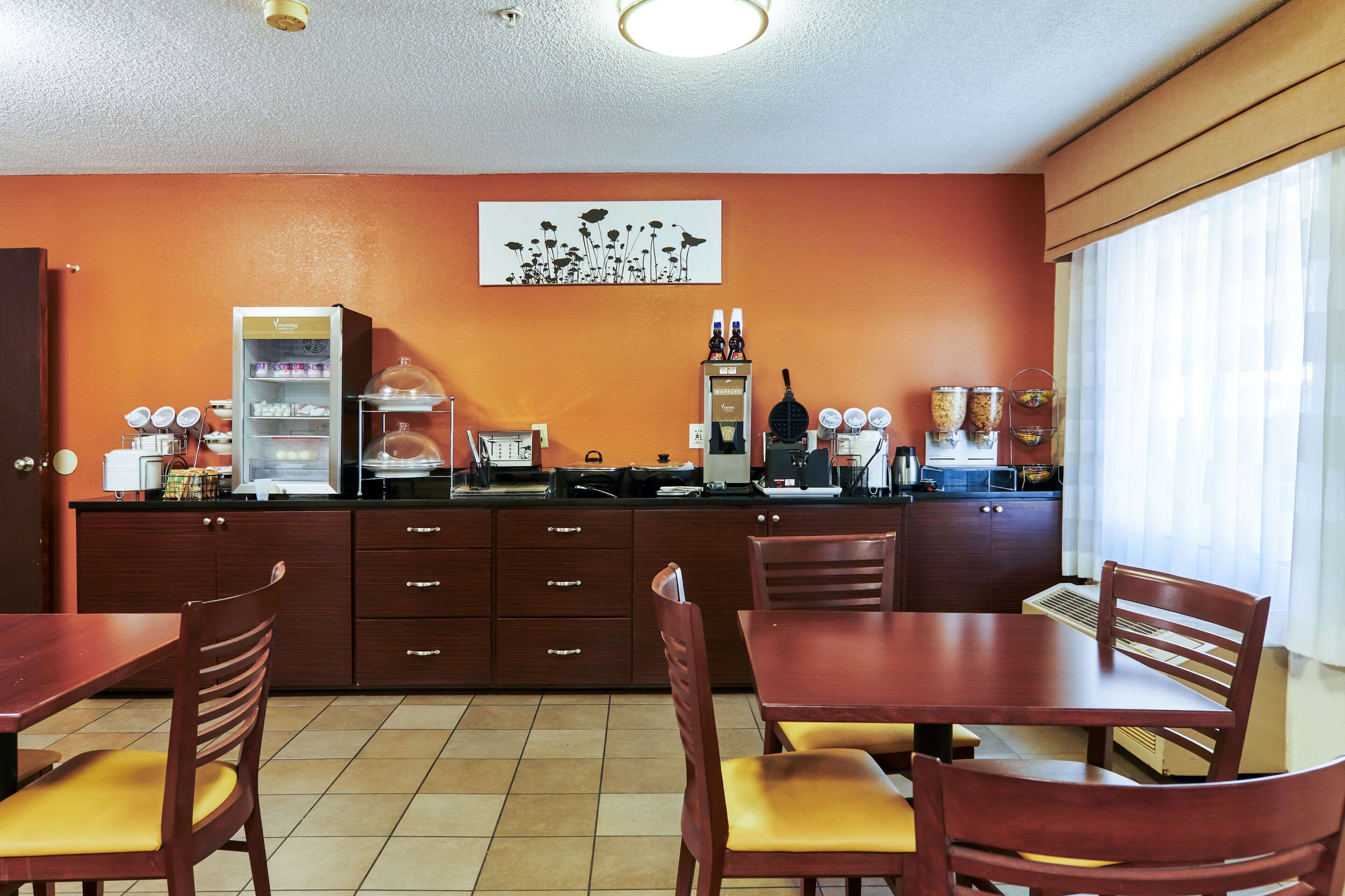 Breakfast area | Sleep Inn Tallahassee-University Area