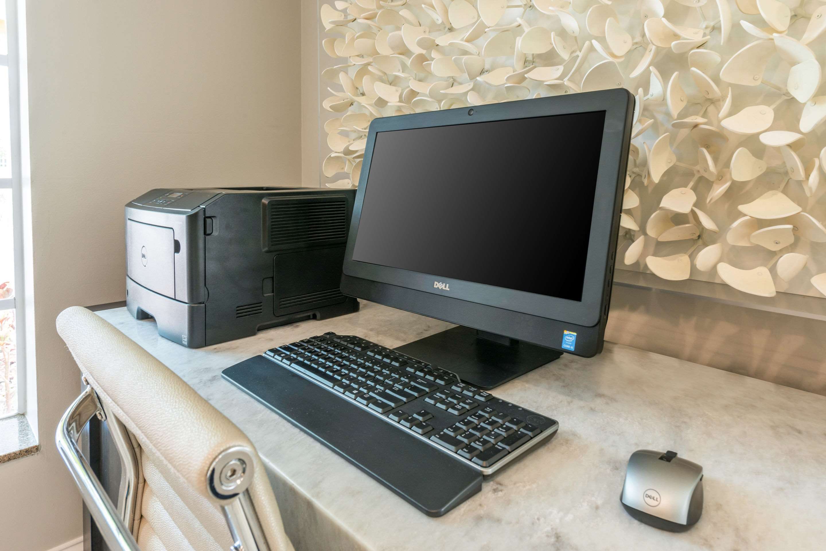 Business center | Villa Victor, Ascend Hotel Collection