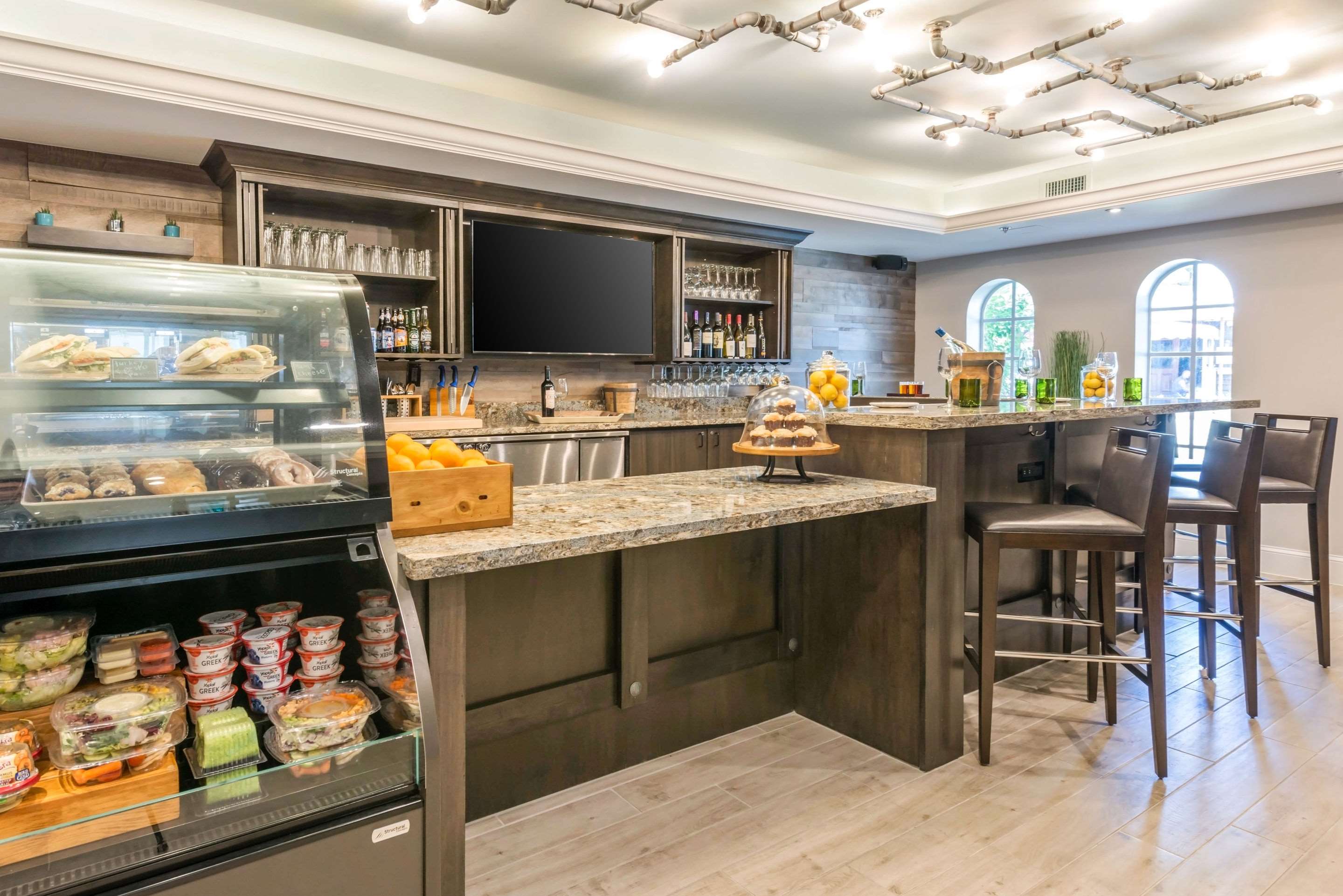 Breakfast area | Villa Victor, Ascend Hotel Collection