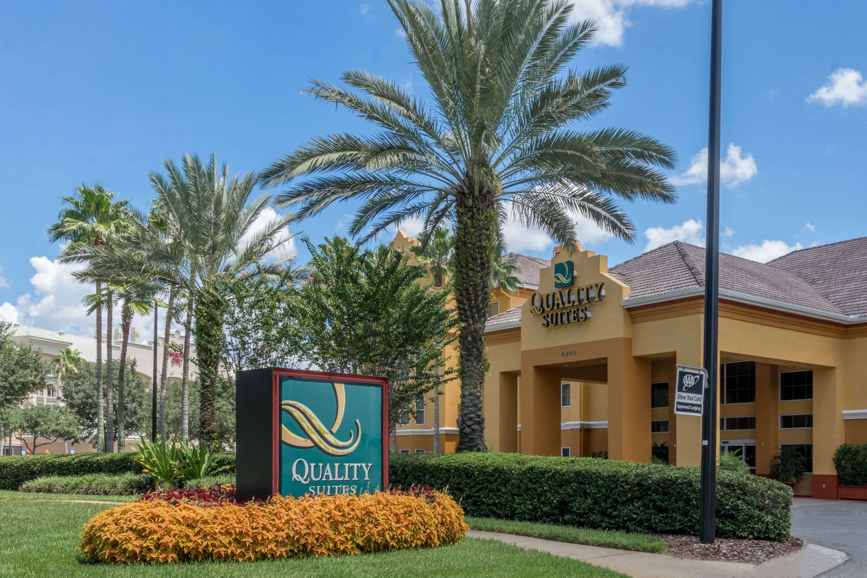 Hotel exterior | Quality Suites Lake Buena Vista