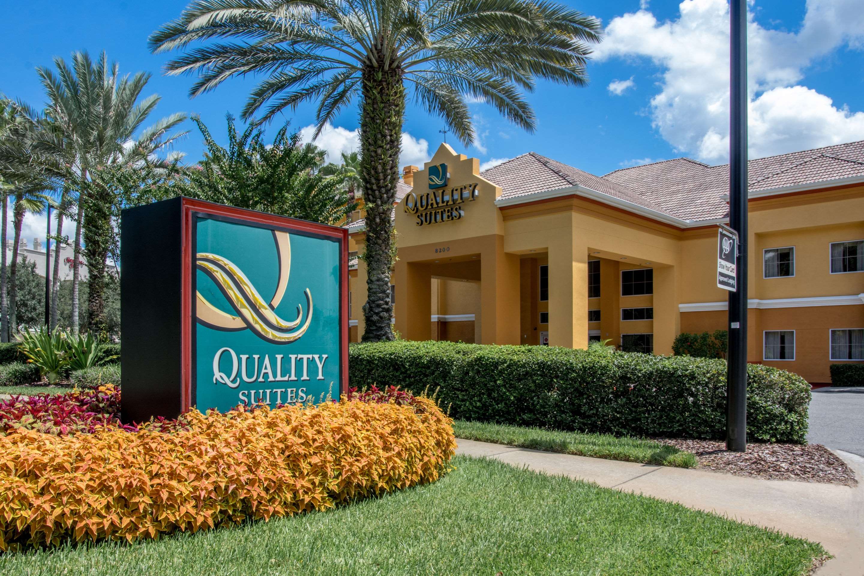 Hotel exterior | Quality Suites Lake Buena Vista