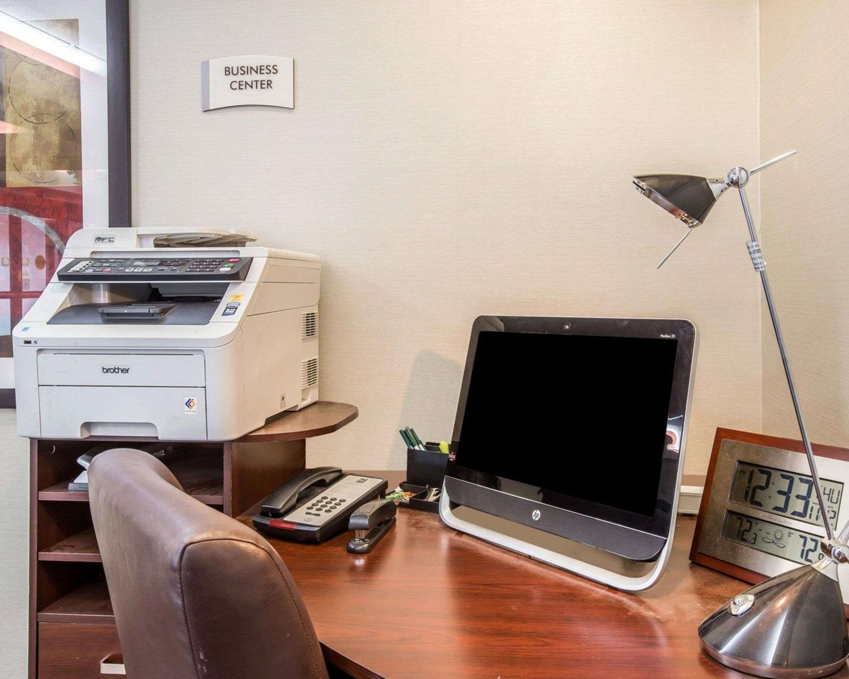 Business center | Quality Inn & Suites