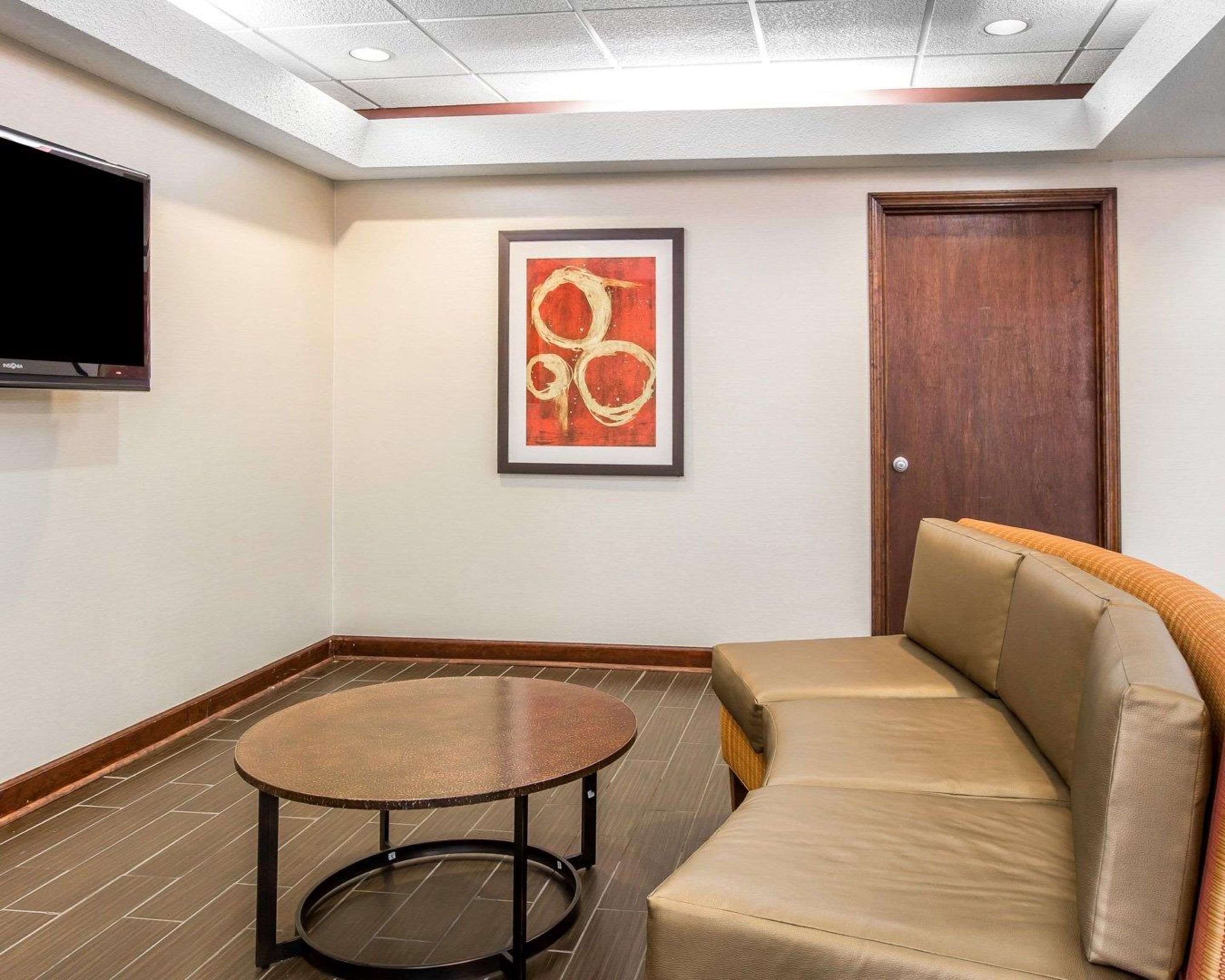 Lobby with sitting area | Quality Inn & Suites