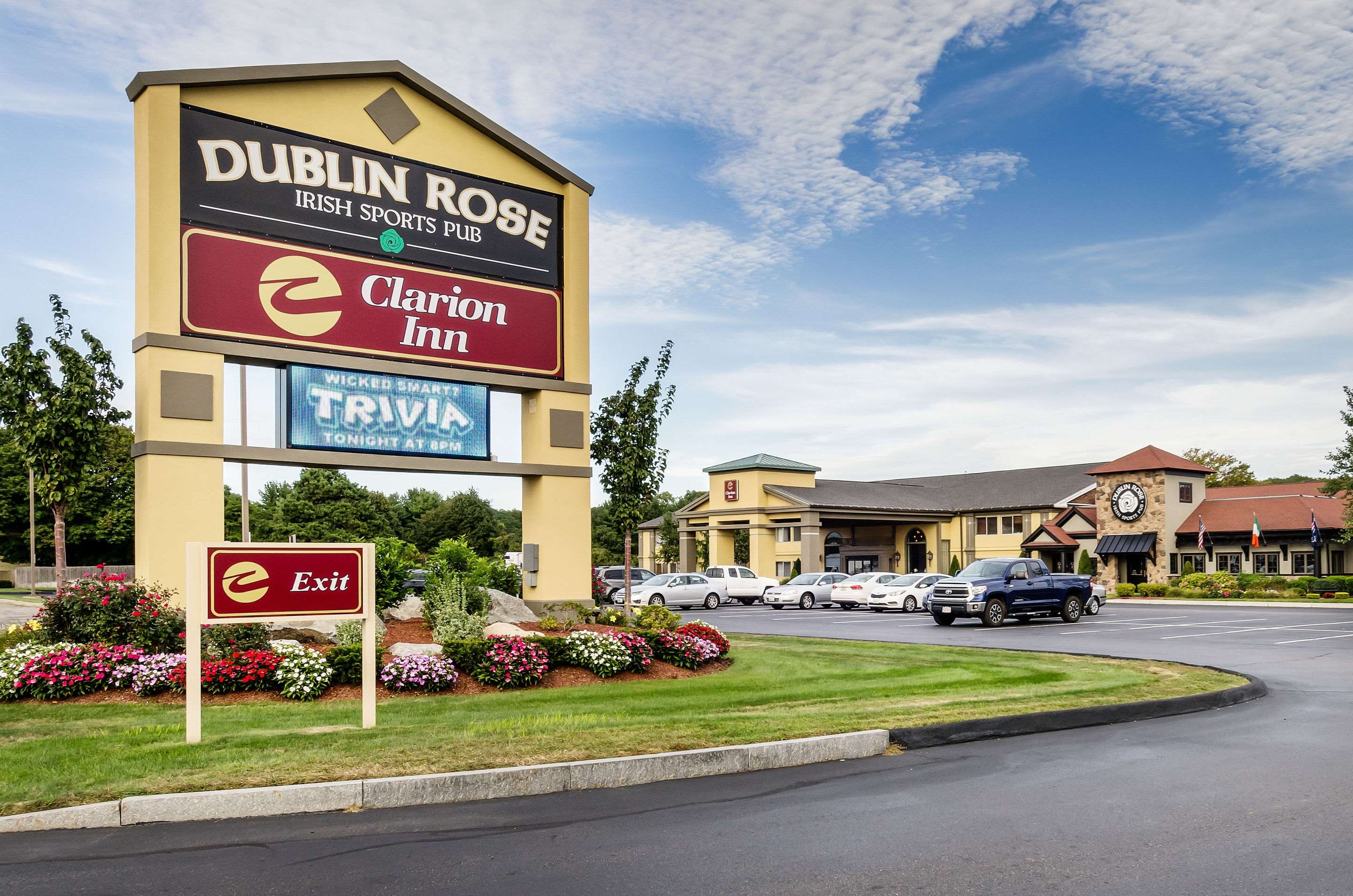 Hotel Exterior | Clarion Inn Seekonk - Providence