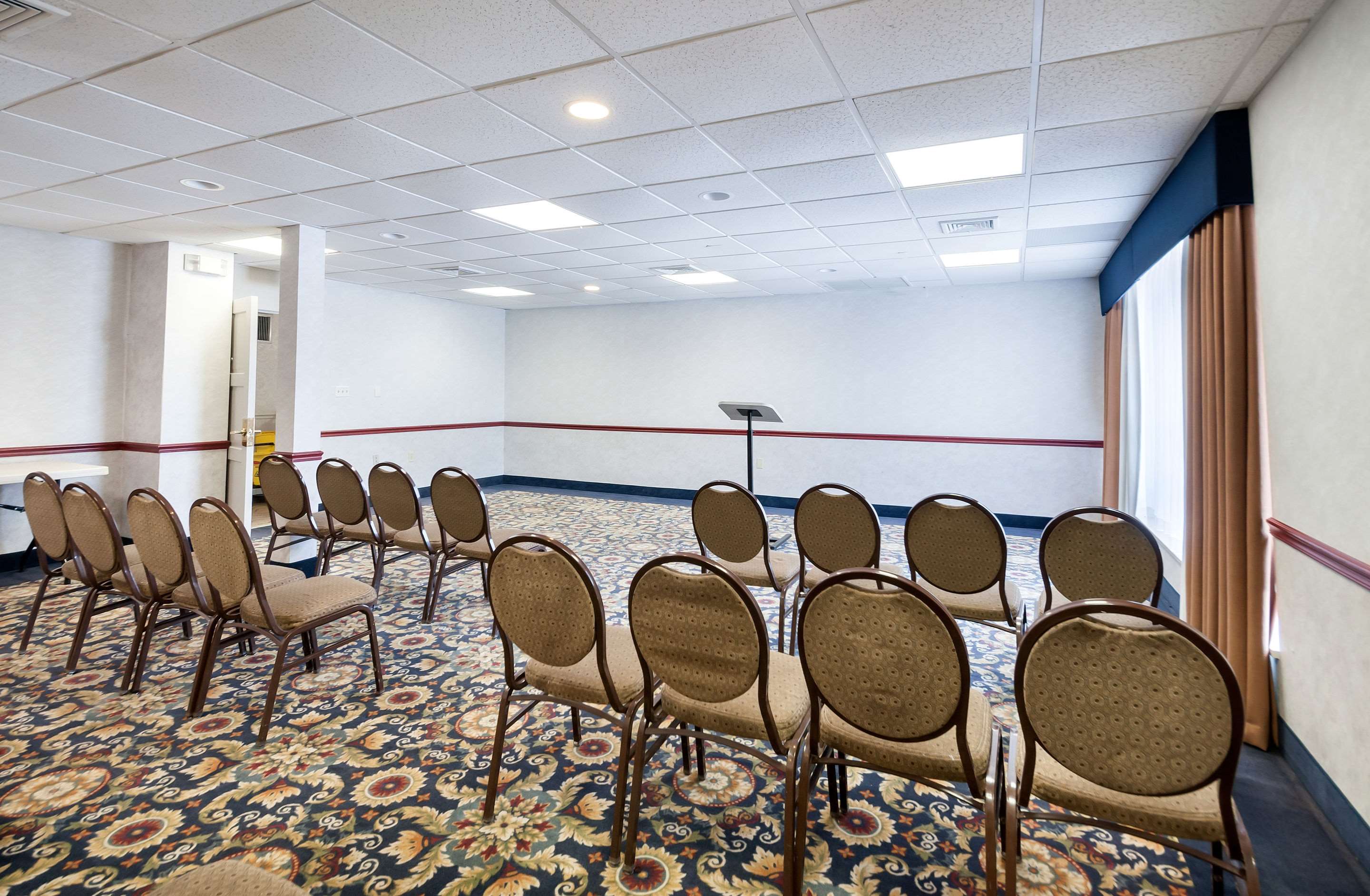 Meeting room | Best Western Laurel