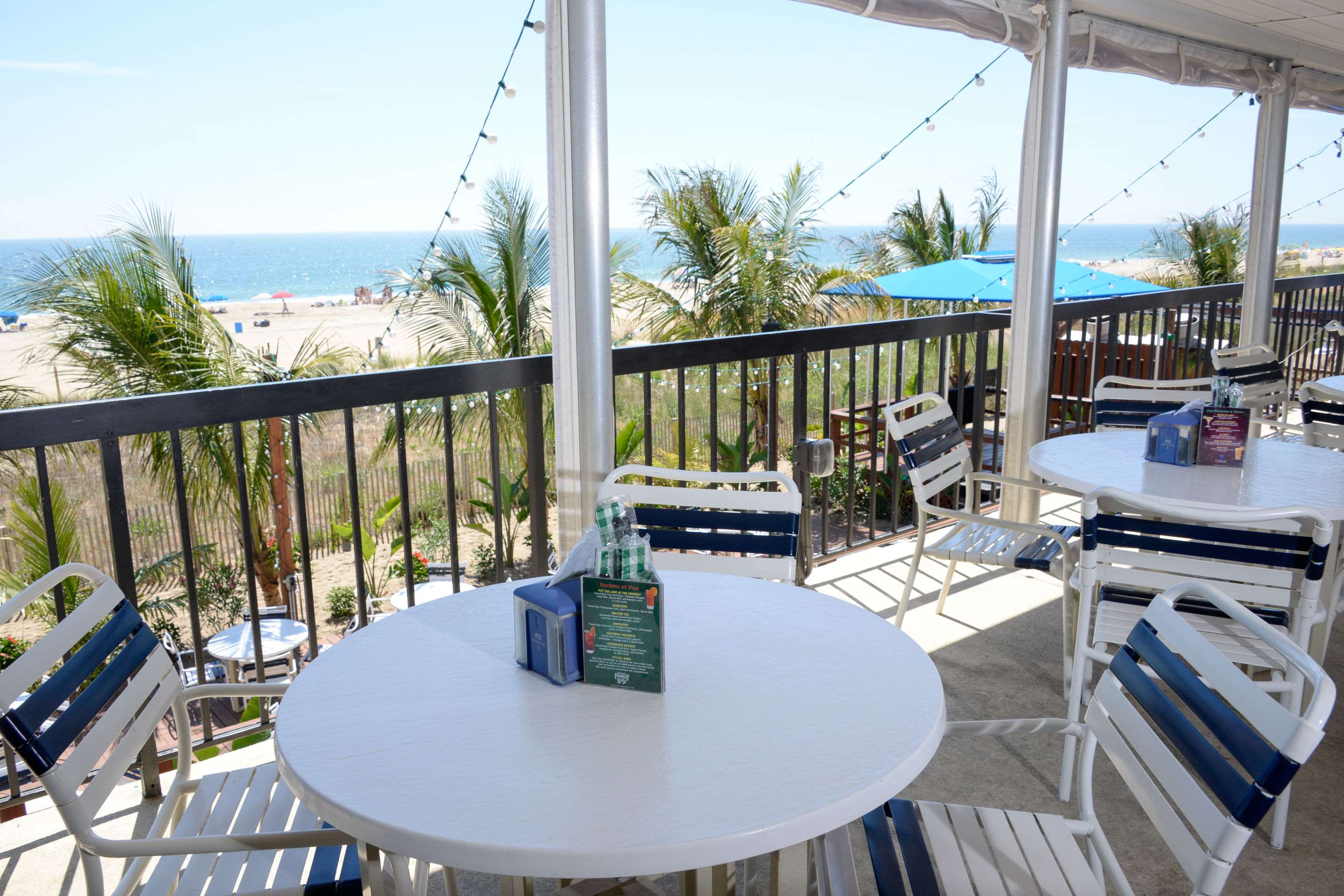On-site beachfront restaurant