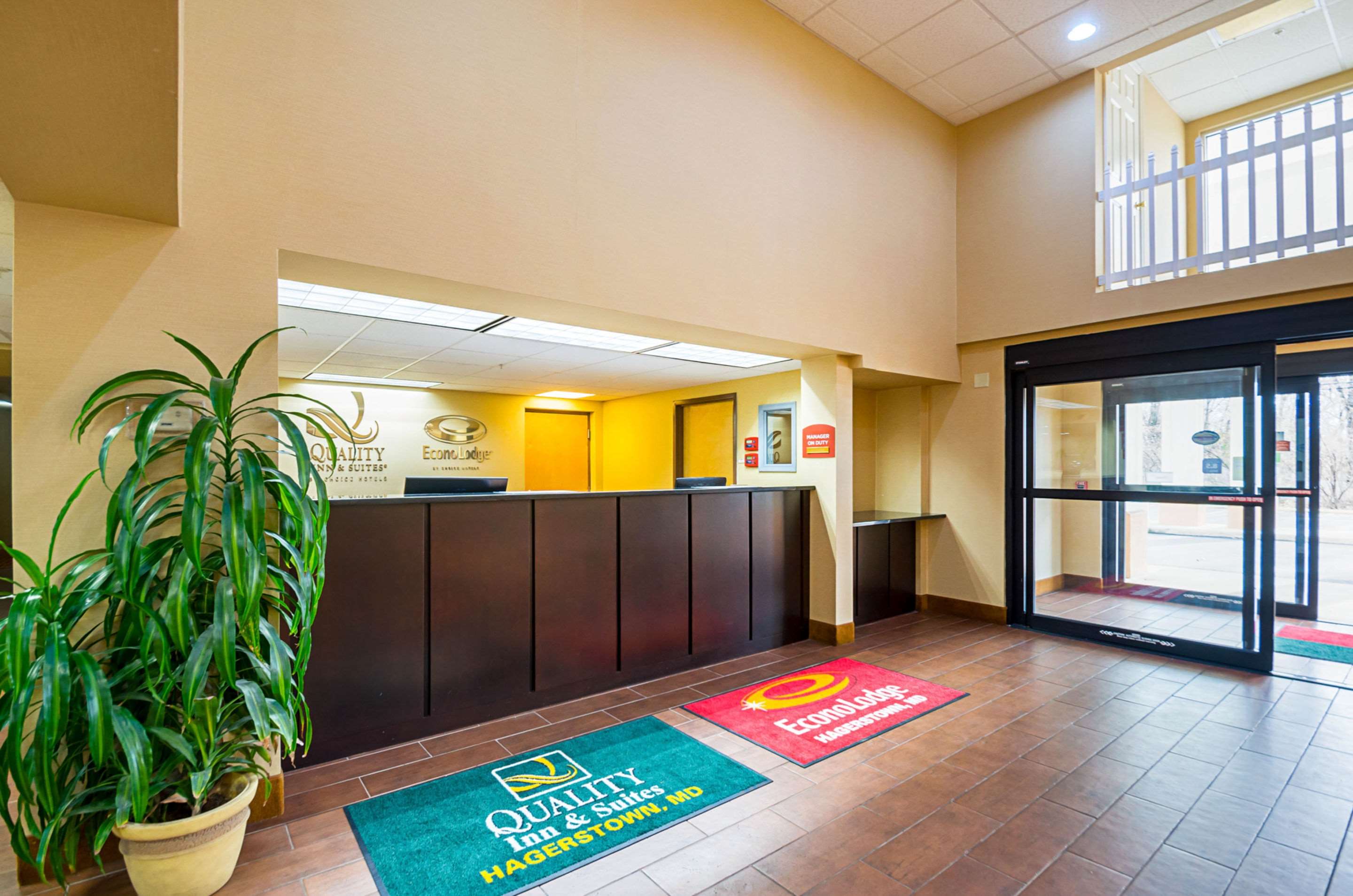 Front desk with friendly staff