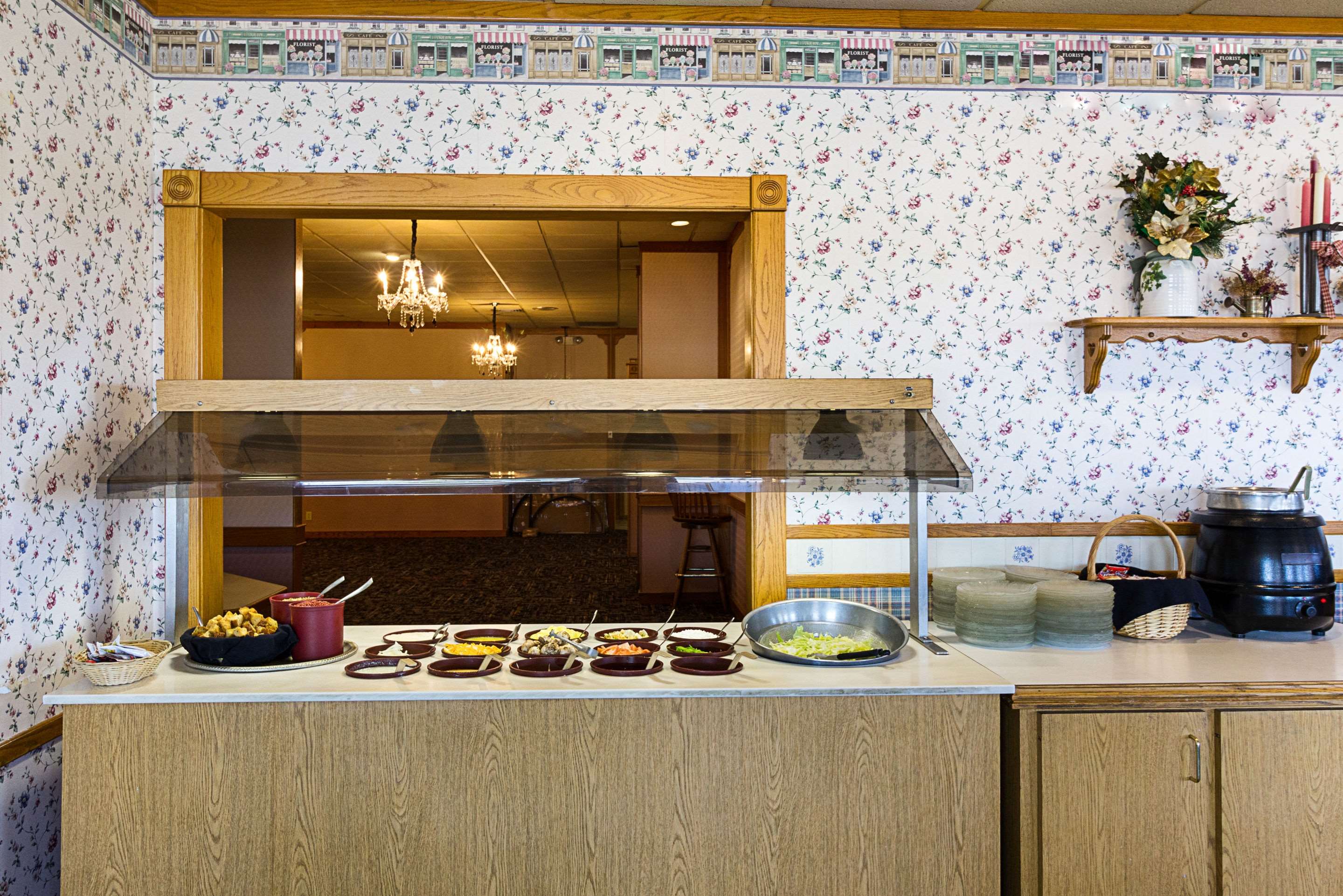 Salad bar | Econo Lodge