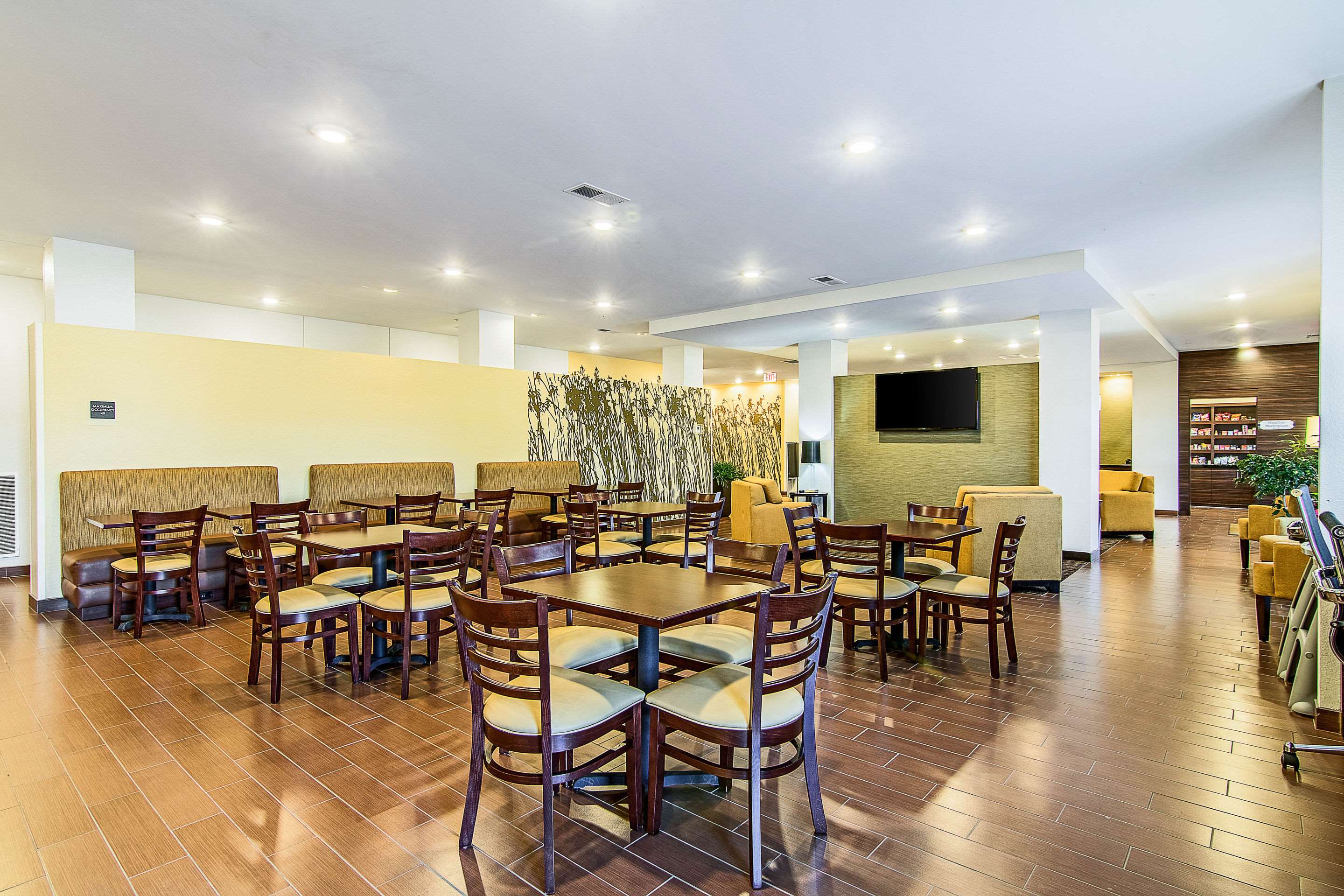 Breakfast area