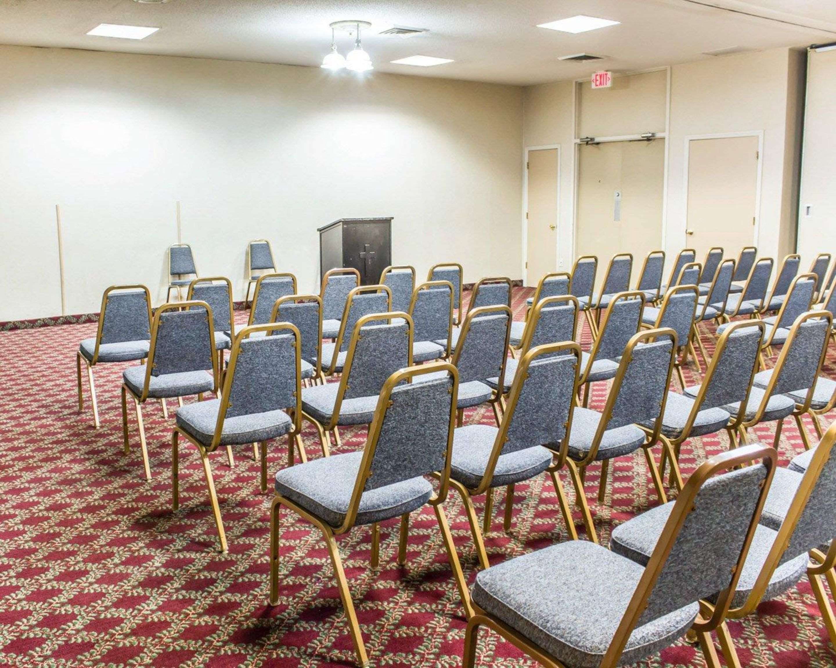 Event space | Econo Lodge & Suites