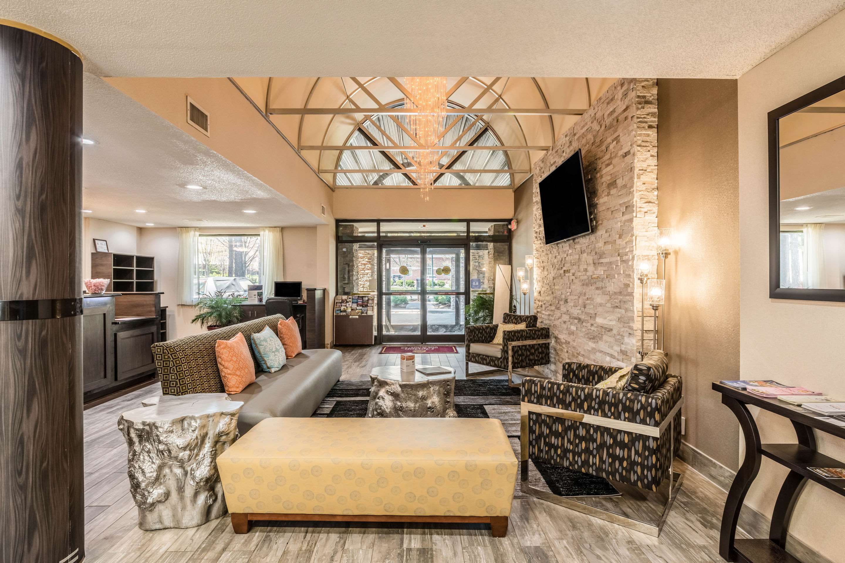 Spacious lobby with sitting area