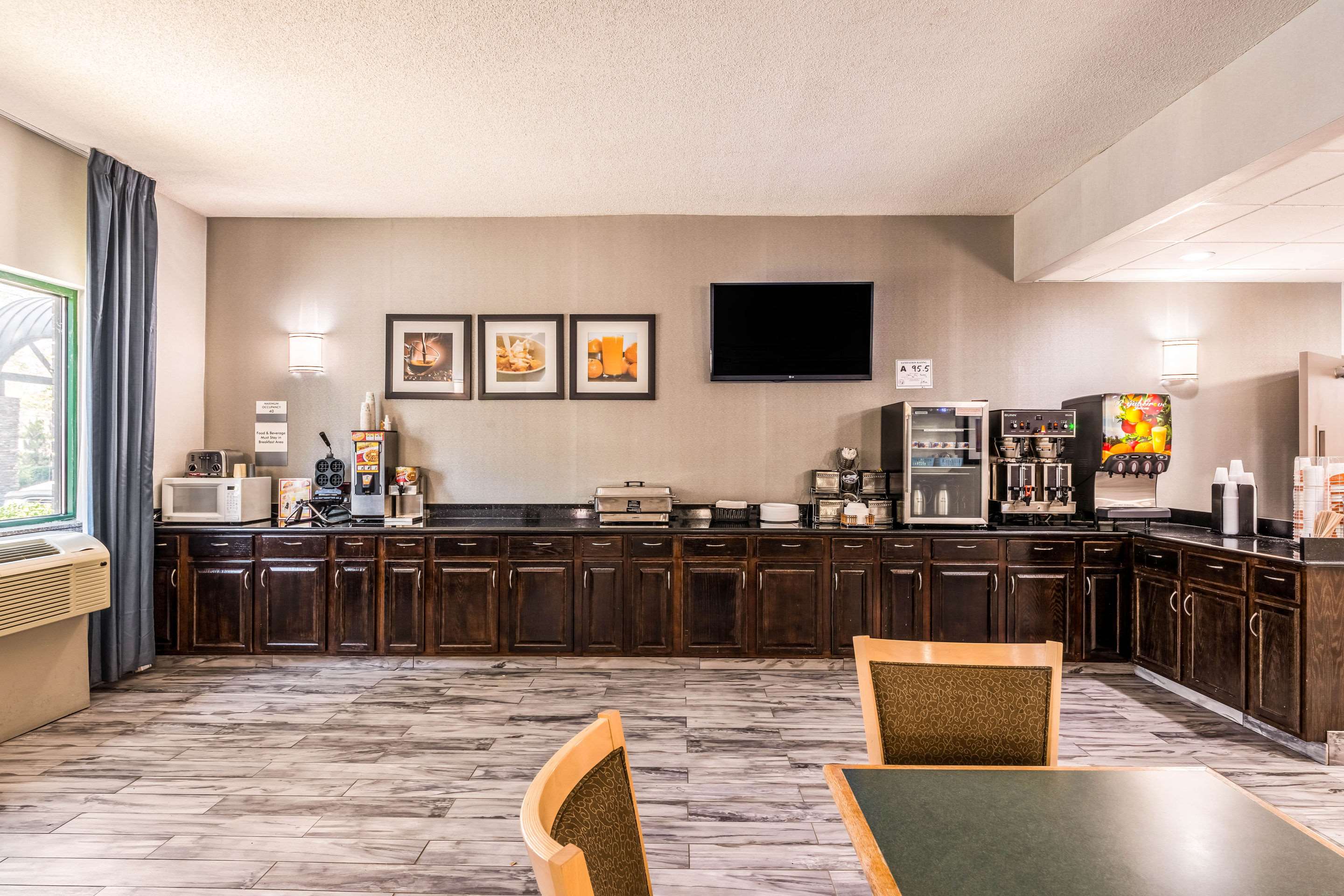 Spacious breakfast area