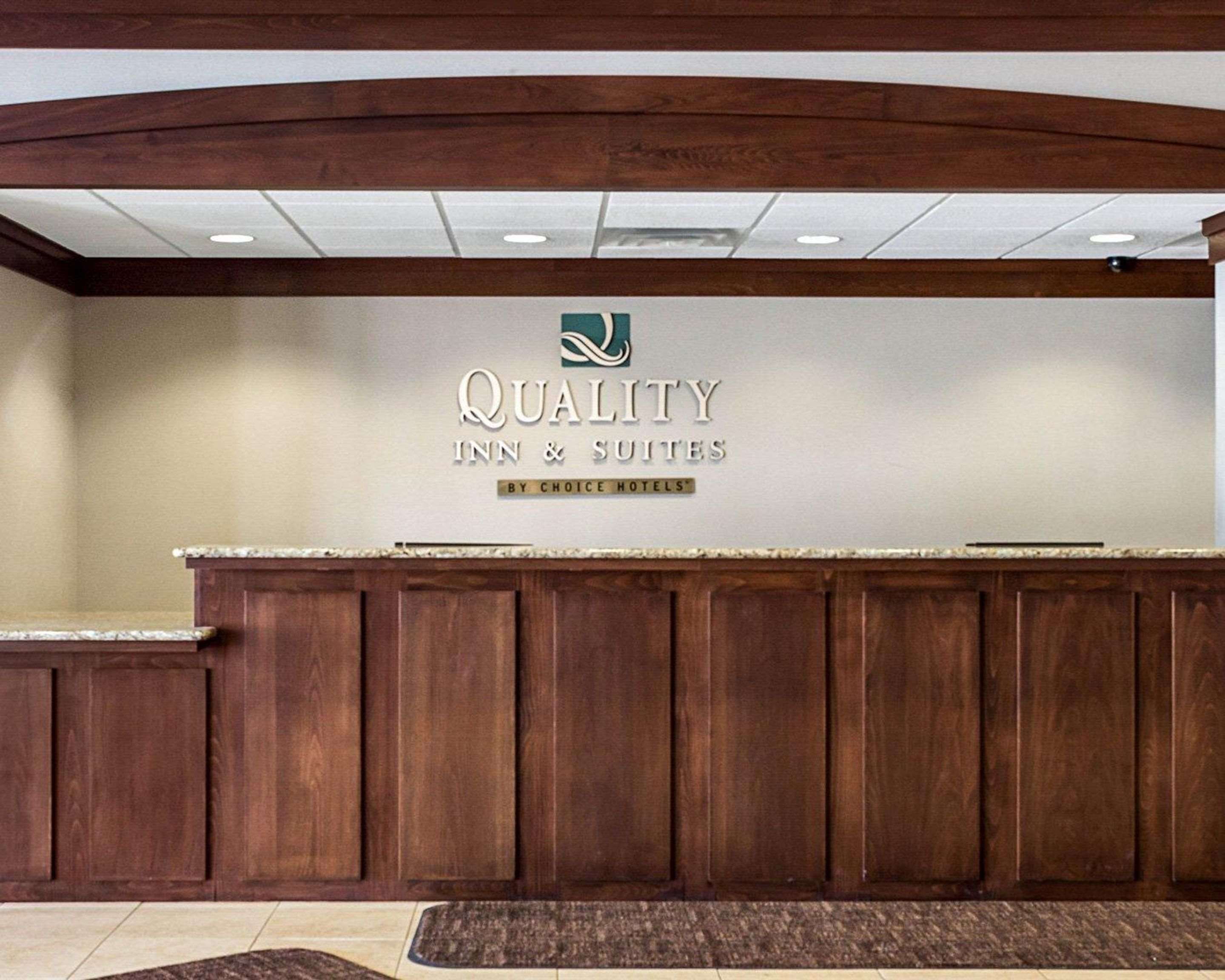 Front desk with friendly staff | Quality Inn & Suites Conference Center and Water Park