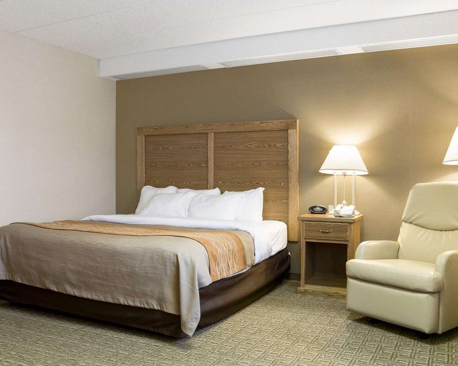 Airnav Hotel Quality Inn Bismarck