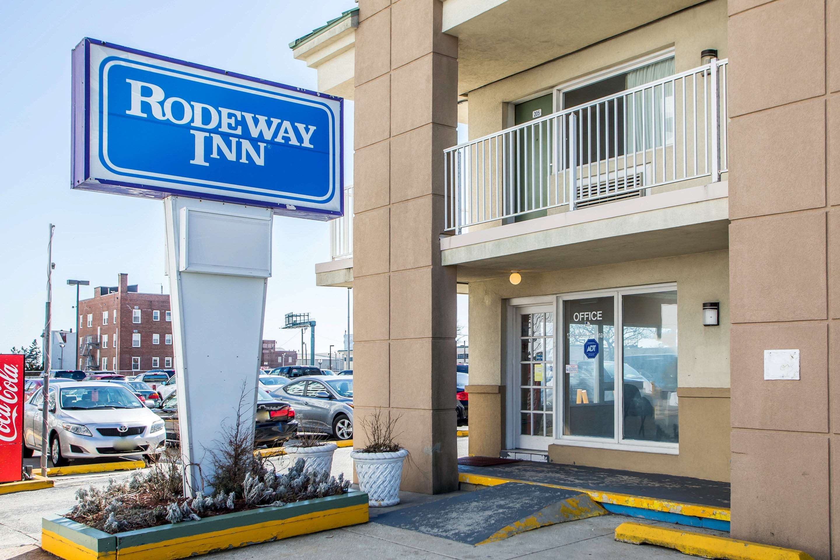 Exterior | Rodeway Inn Boardwalk Atlantic City