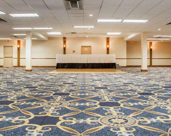  - Econo Lodge Broken Arrow