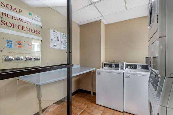  - Econo Lodge Broken Arrow