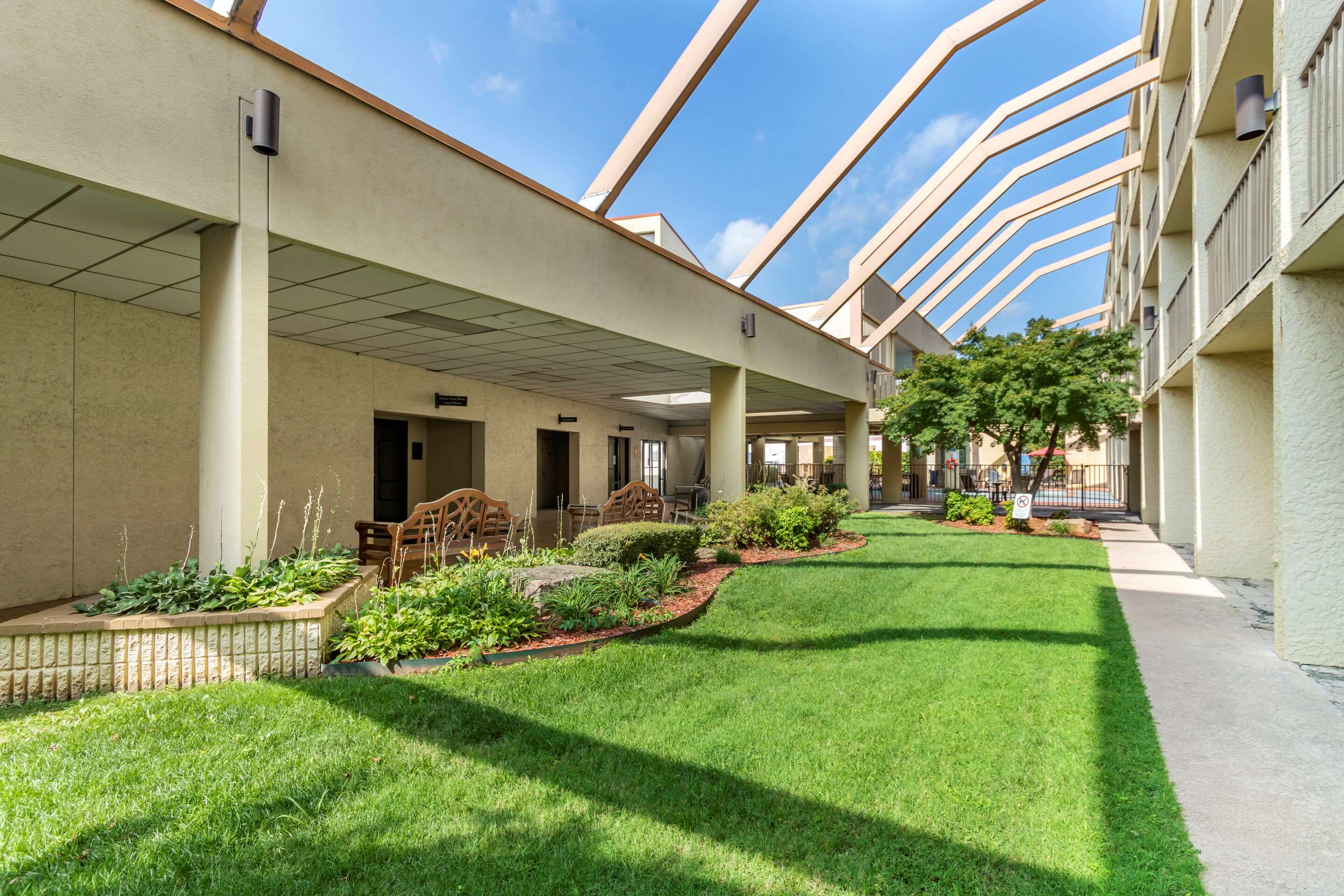 Guest laundry facilities