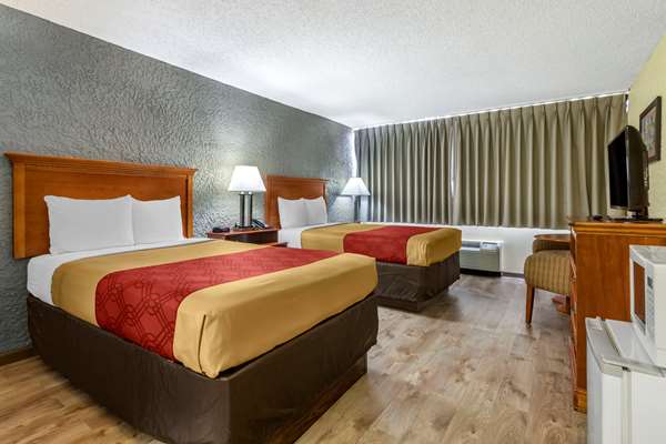  - Econo Lodge Broken Arrow
