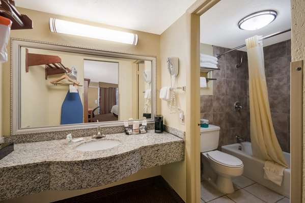  - Quality Inn Near University Chickasha