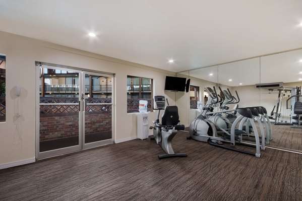 Fitness/ Exercise Room - Quality Inn Near University Chickasha