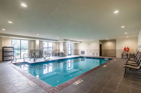 Pool - Comfort Suites Oklahoma City - I-40, Exit 145